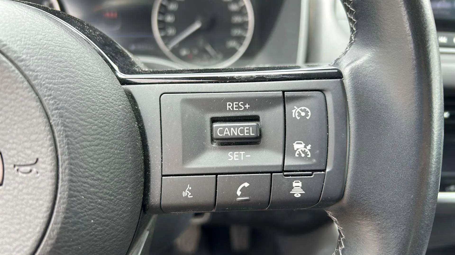 Nissan Qashqai DIG-T mHEV 4x2 Acenta - foto 21