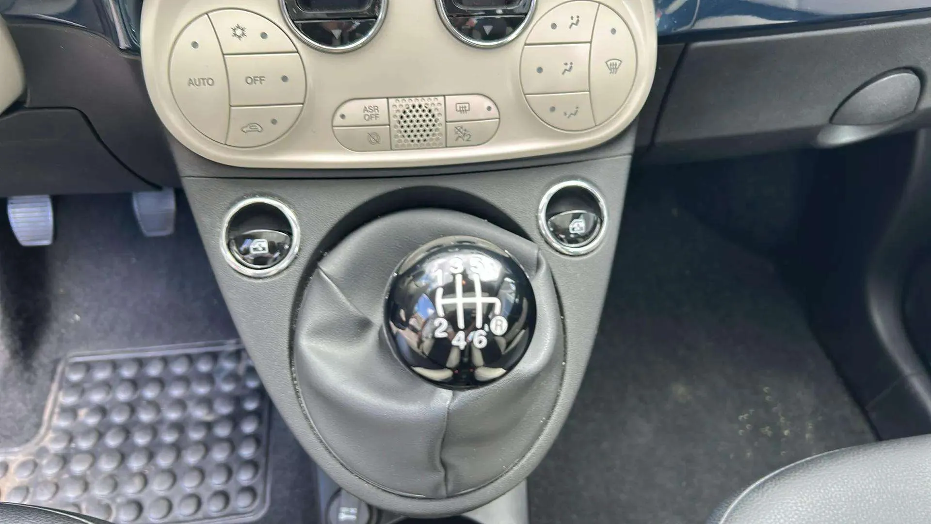 Fiat 500 Dolcevita 1.0 Hybrid - foto 25