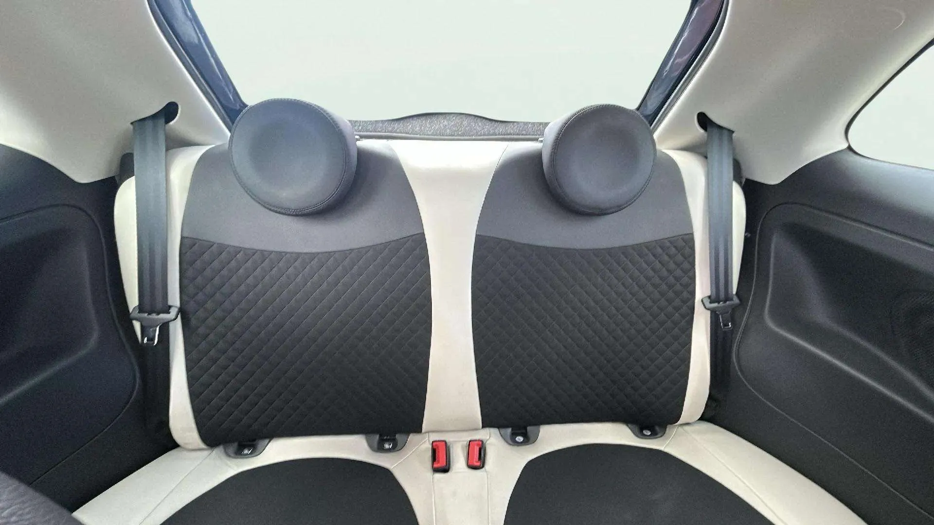 Fiat 500 Dolcevita 1.0 Hybrid - foto 9