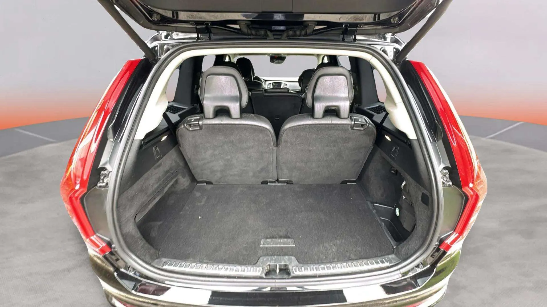 Volvo XC90 D5 AWD Geartronic Inscription - foto 15