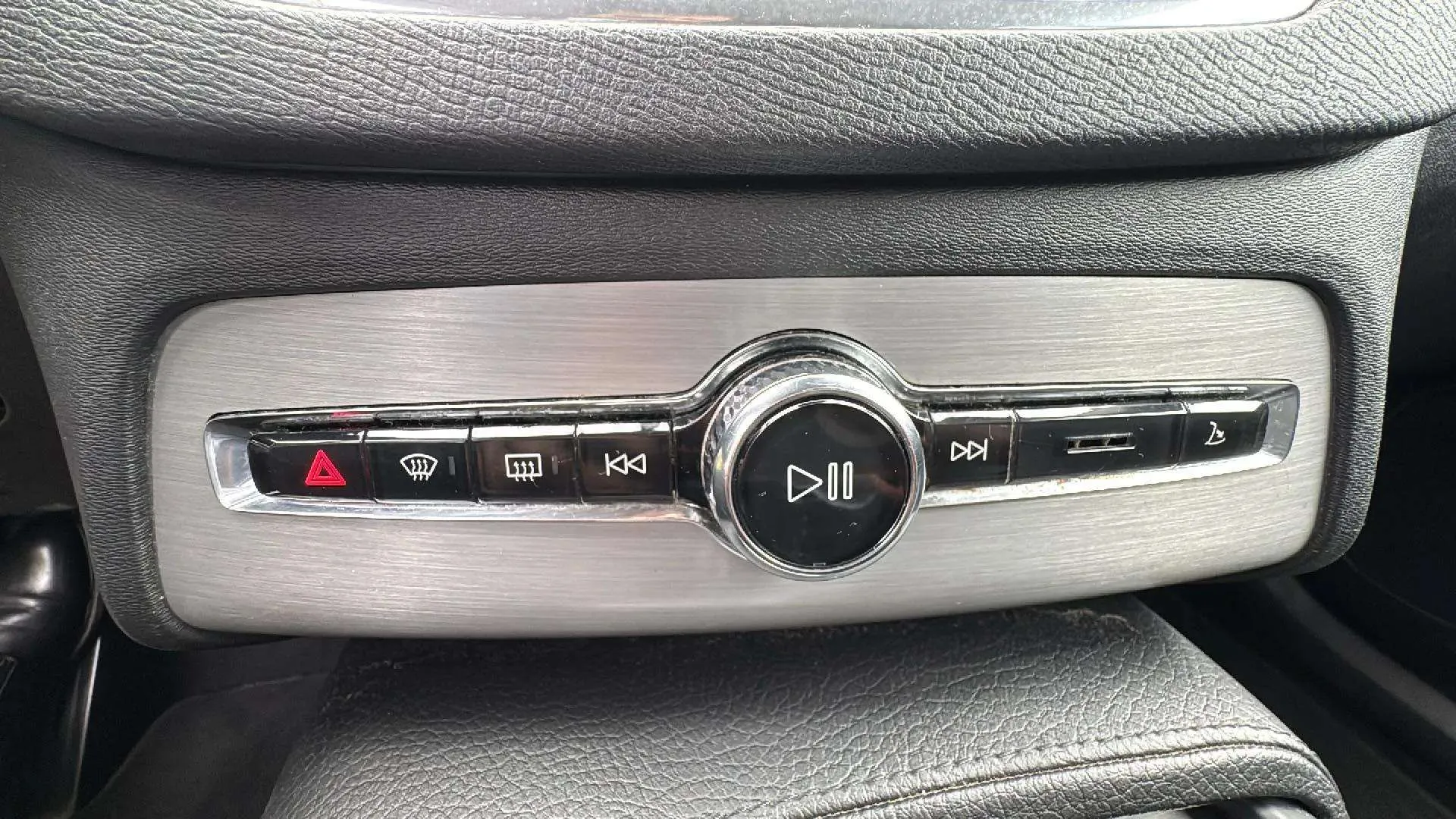 Volvo XC90 D5 AWD Geartronic Inscription - foto 21