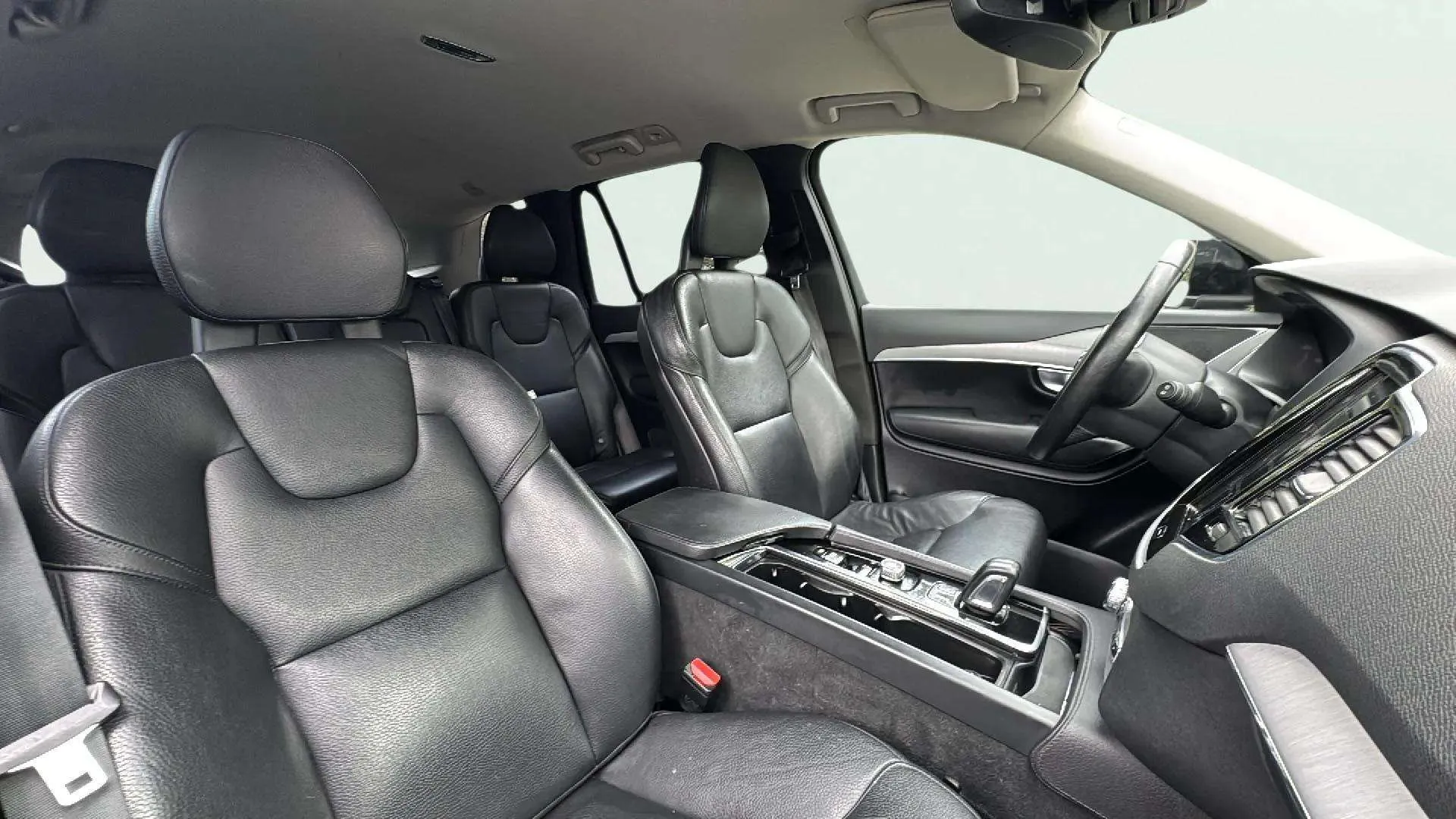 Volvo XC90 D5 AWD Geartronic Inscription - foto 9