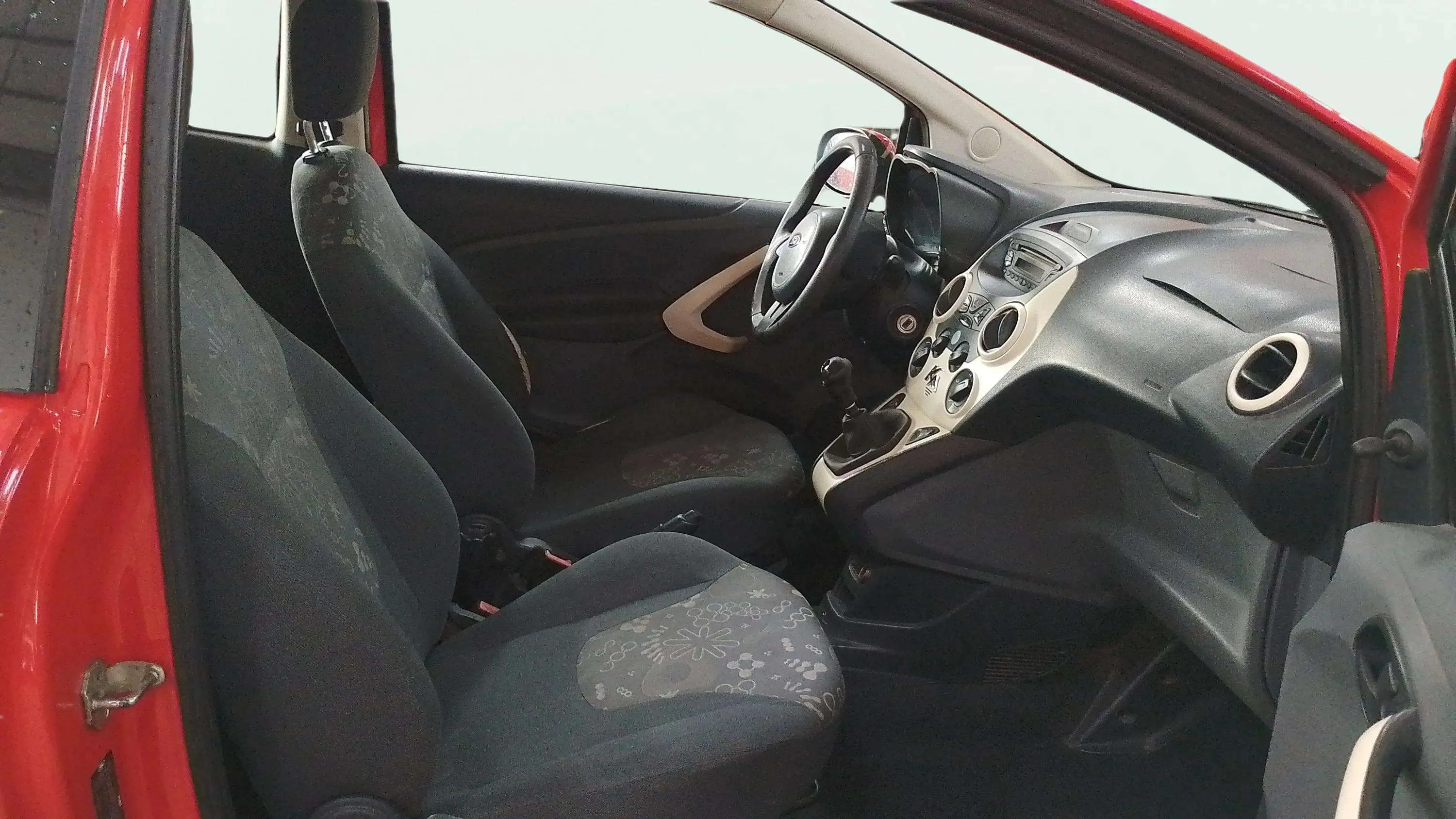 Ford Ka Titanium+ 1.2 Duratec -Start-Stop - foto 12