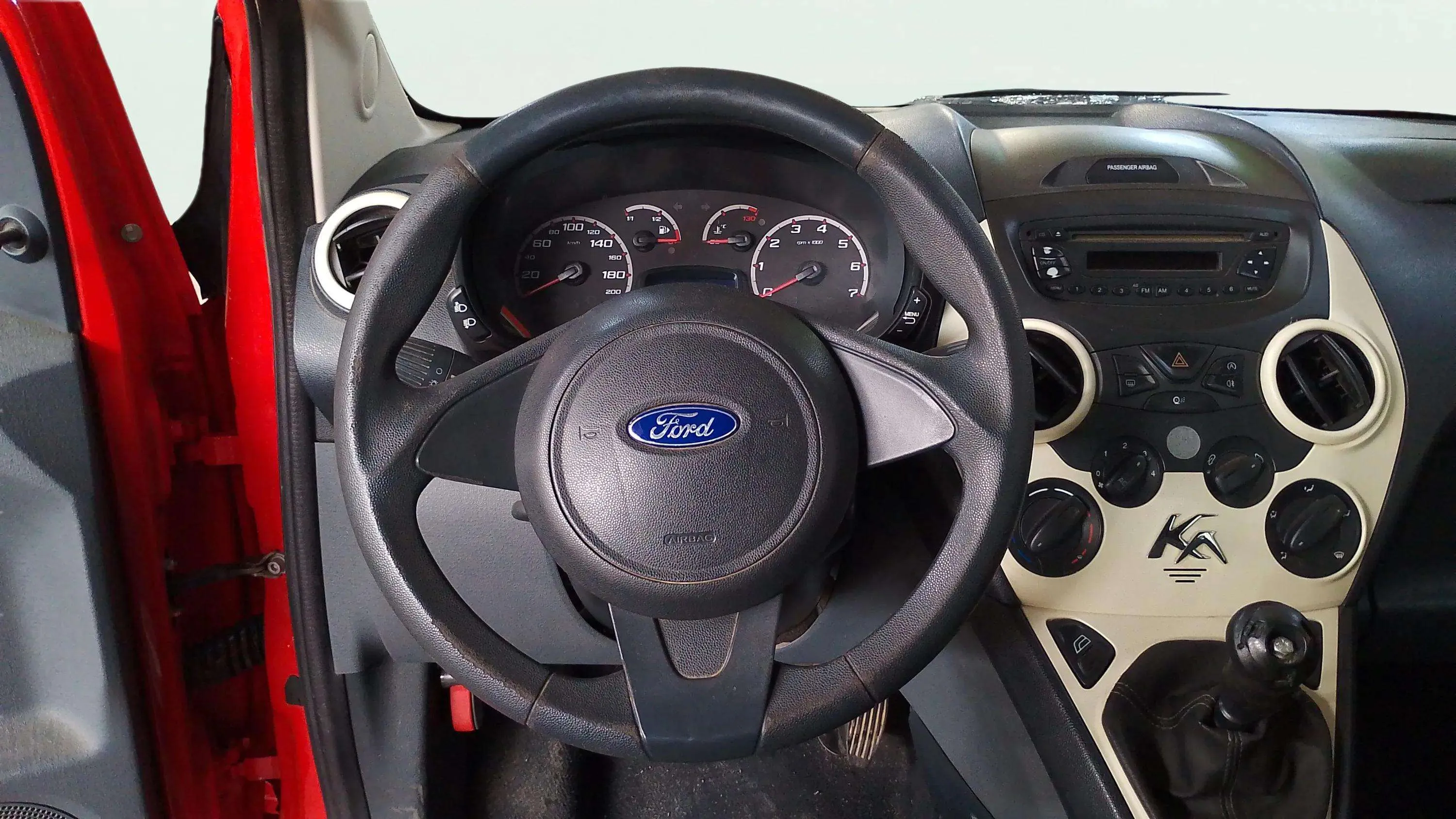 Ford Ka Titanium+ 1.2 Duratec -Start-Stop - foto 10