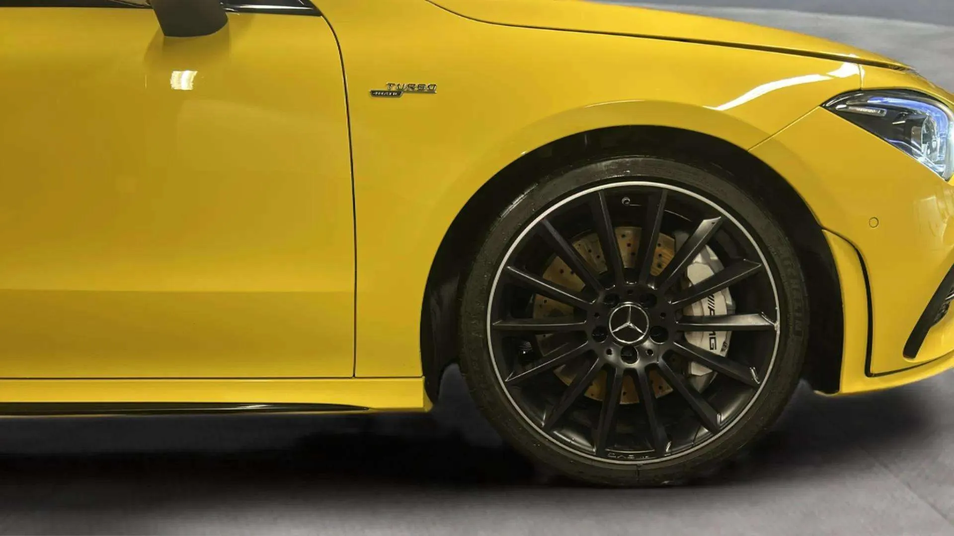 Mercedes-Benz CLA Mercedes-AMG 35 4MATIC+ Shooting Bra - foto 4