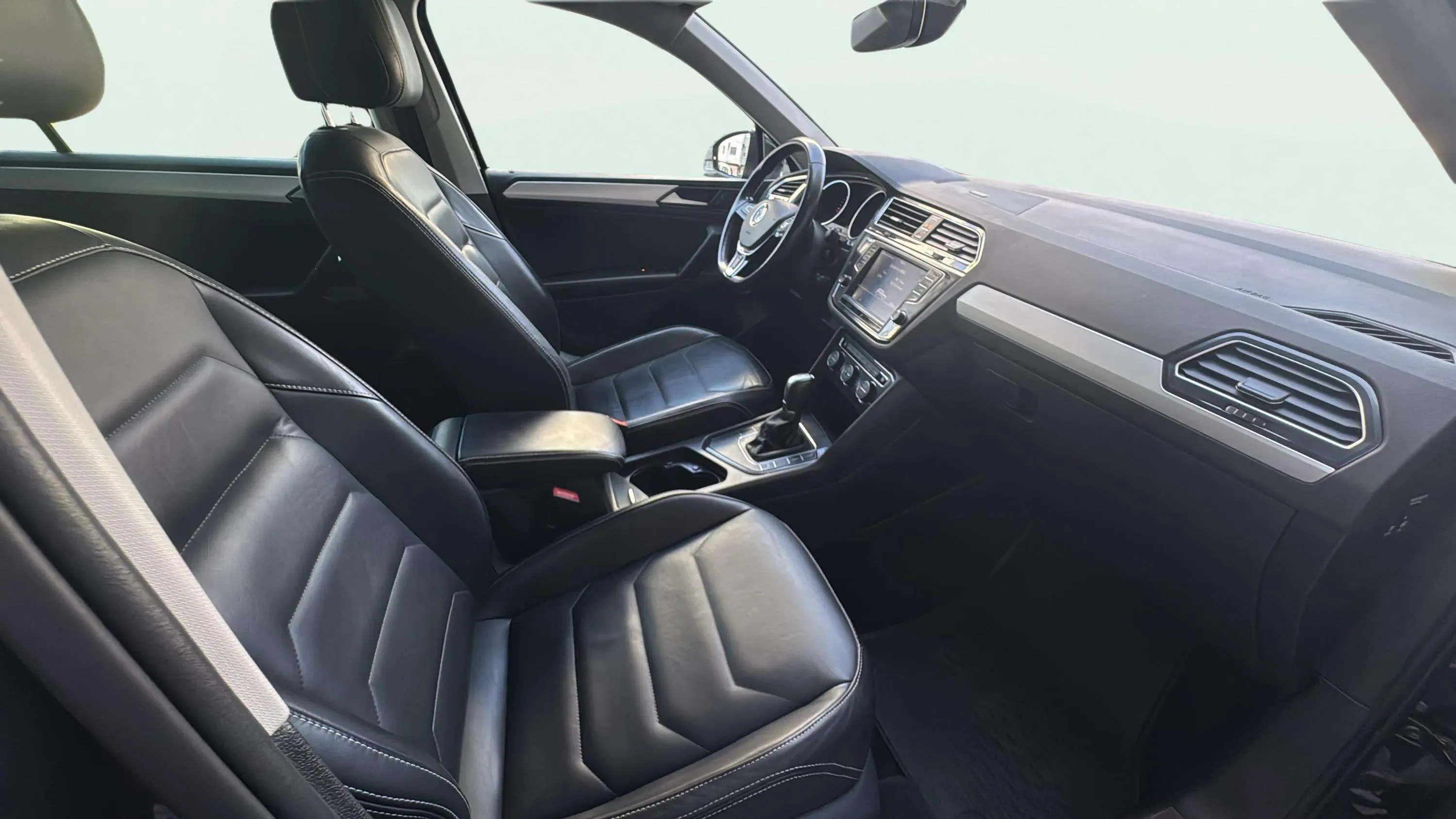 Volkswagen Tiguan Advance 2.0 TDI BMT DSG - foto 20