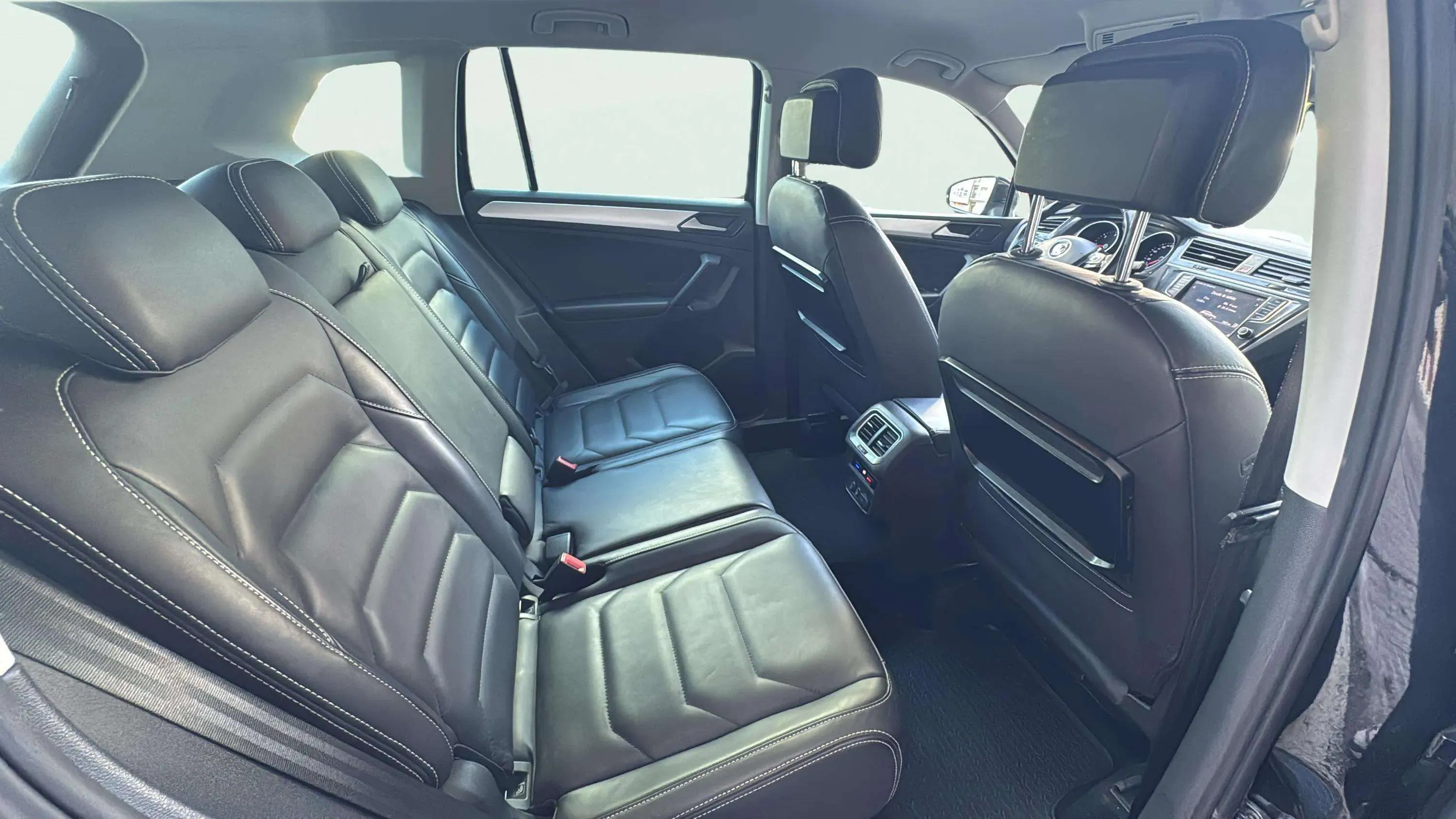Volkswagen Tiguan Advance 2.0 TDI BMT DSG - foto 21