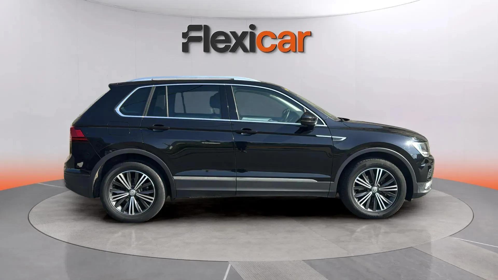 Volkswagen Tiguan Advance 2.0 TDI BMT DSG - foto 9