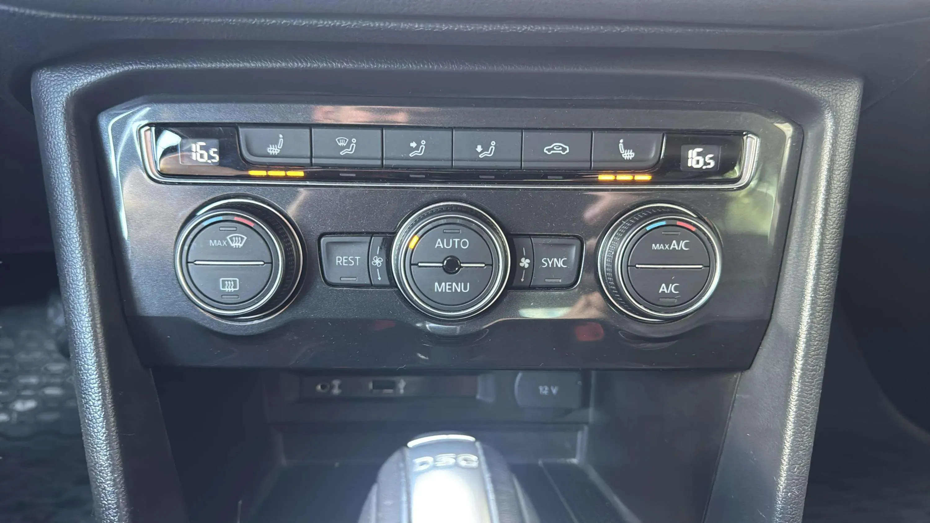 Volkswagen Tiguan Advance 2.0 TDI BMT DSG - foto 18