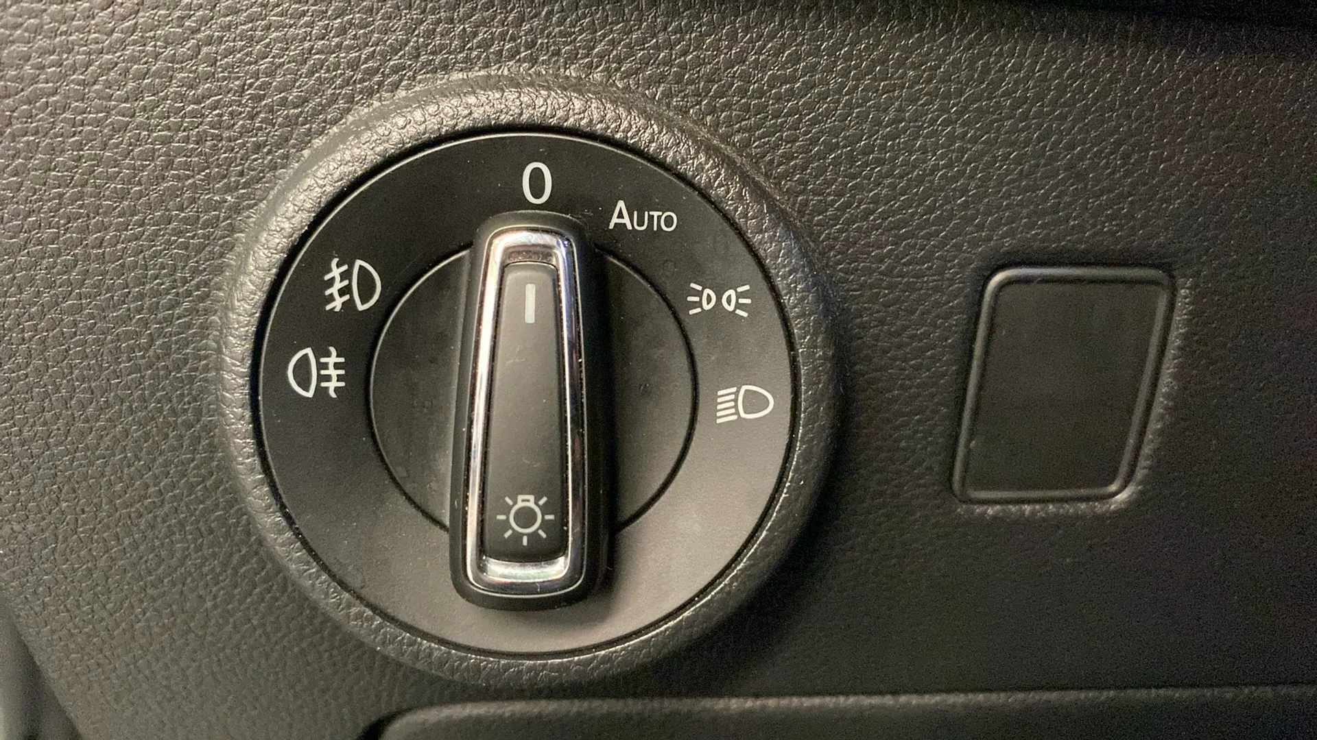 SEAT Ateca 1.6 TDI Style Ecomotive - foto 10