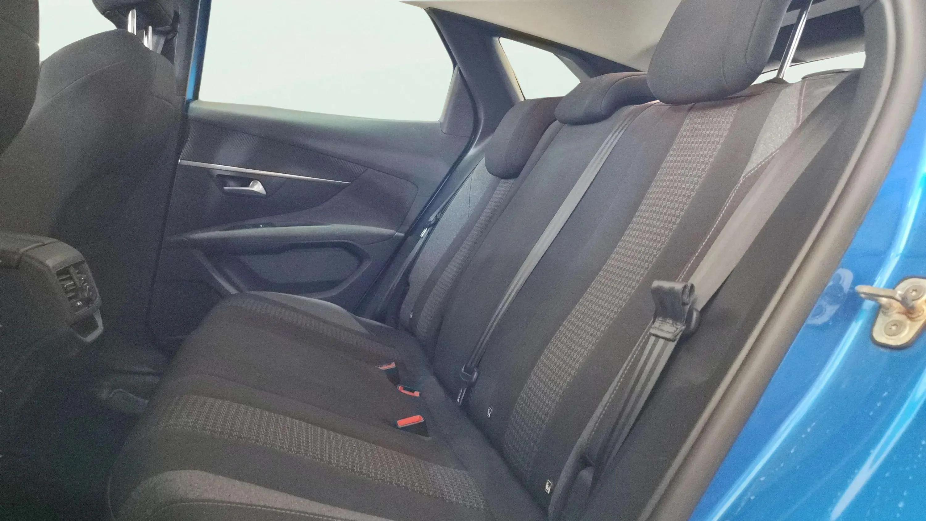 Peugeot 3008 1.2 PureTech Allure - foto 20