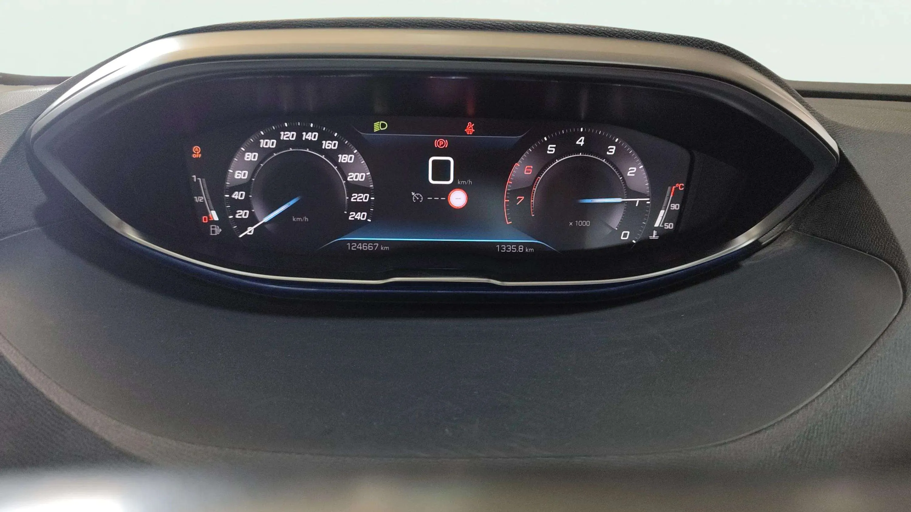 Peugeot 3008 1.2 PureTech Allure - foto 7