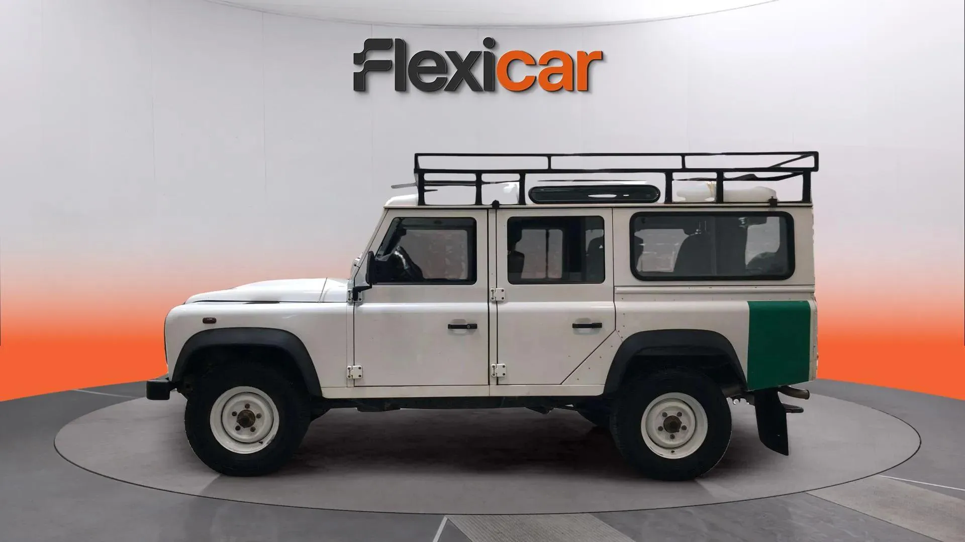 Land Rover Defender 110 SW E - foto 3