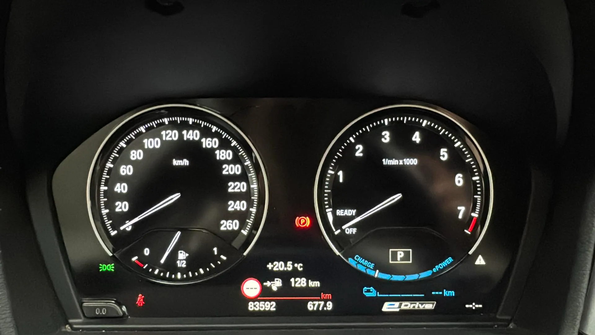 BMW X1 xDrive25e - foto 17