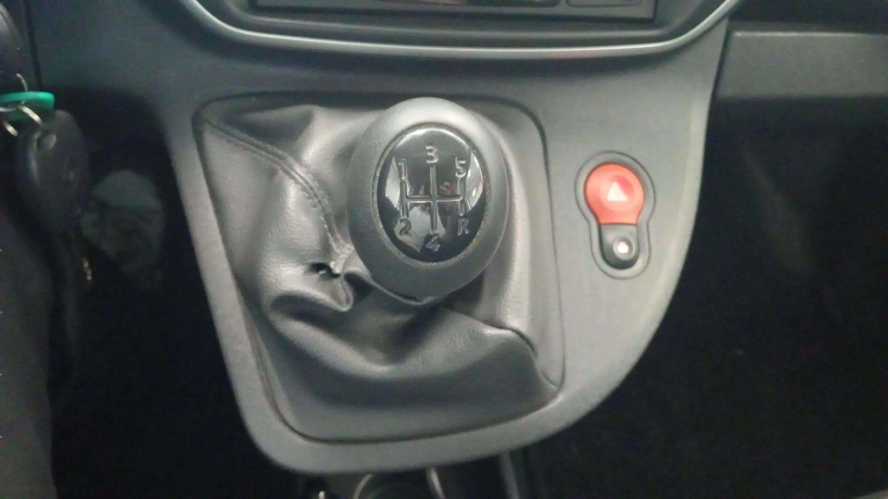 Renault Kangoo Profesional dCi 1.5 - foto 21