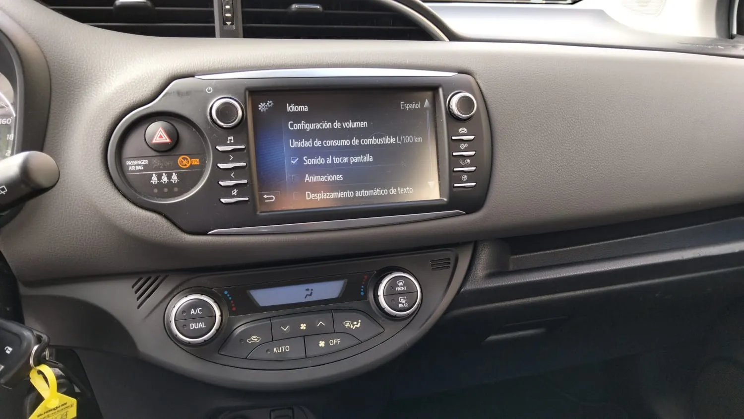 Toyota Yaris 1.5 100H Active Ecovan - foto 12