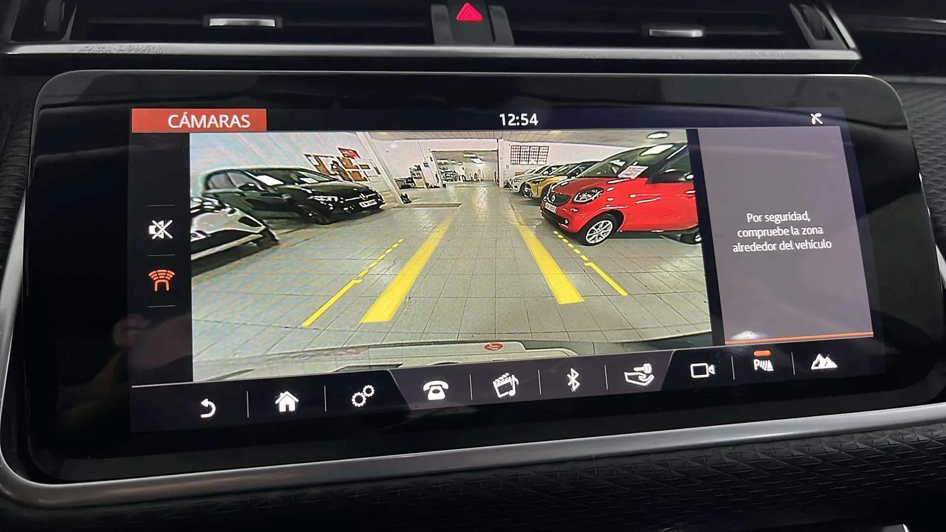 Land Rover Range Rover Velar 2.0 D180 4WD - foto 13