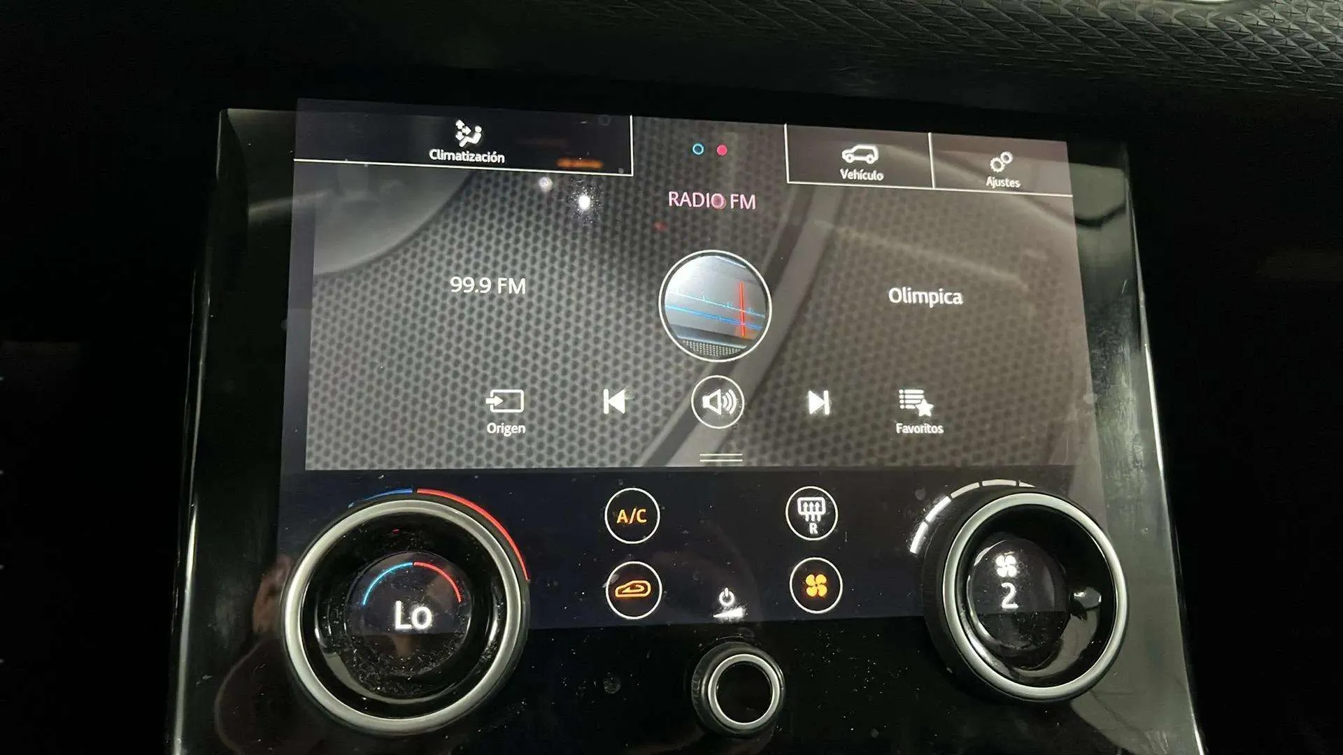 Land Rover Range Rover Velar 2.0 D180 4WD - foto 14
