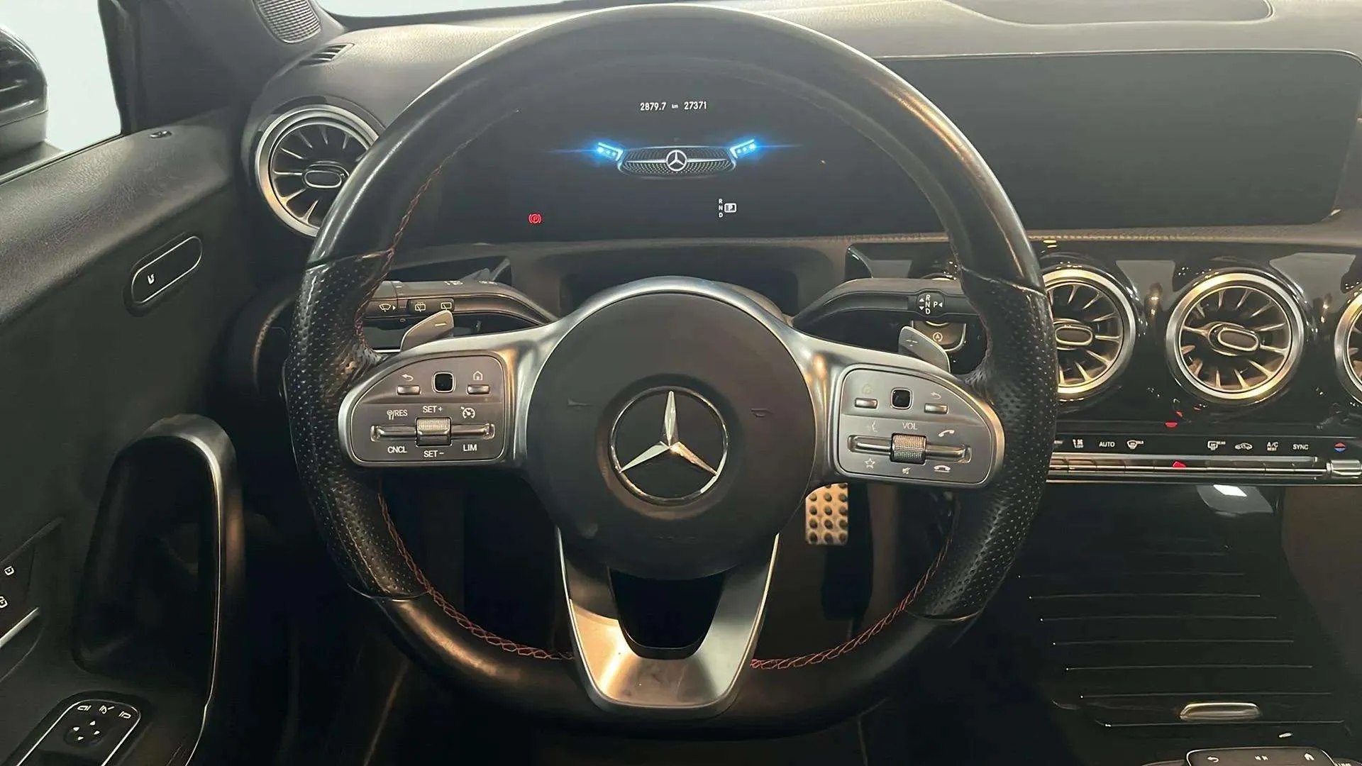 Mercedes-Benz Clase A A 200 d - foto 11