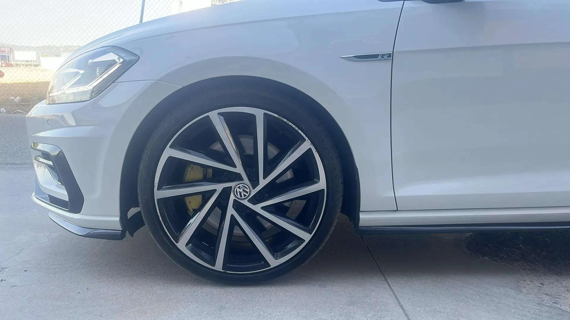 Volkswagen Golf R 2.0 TSI 4Motion DSG - foto 9