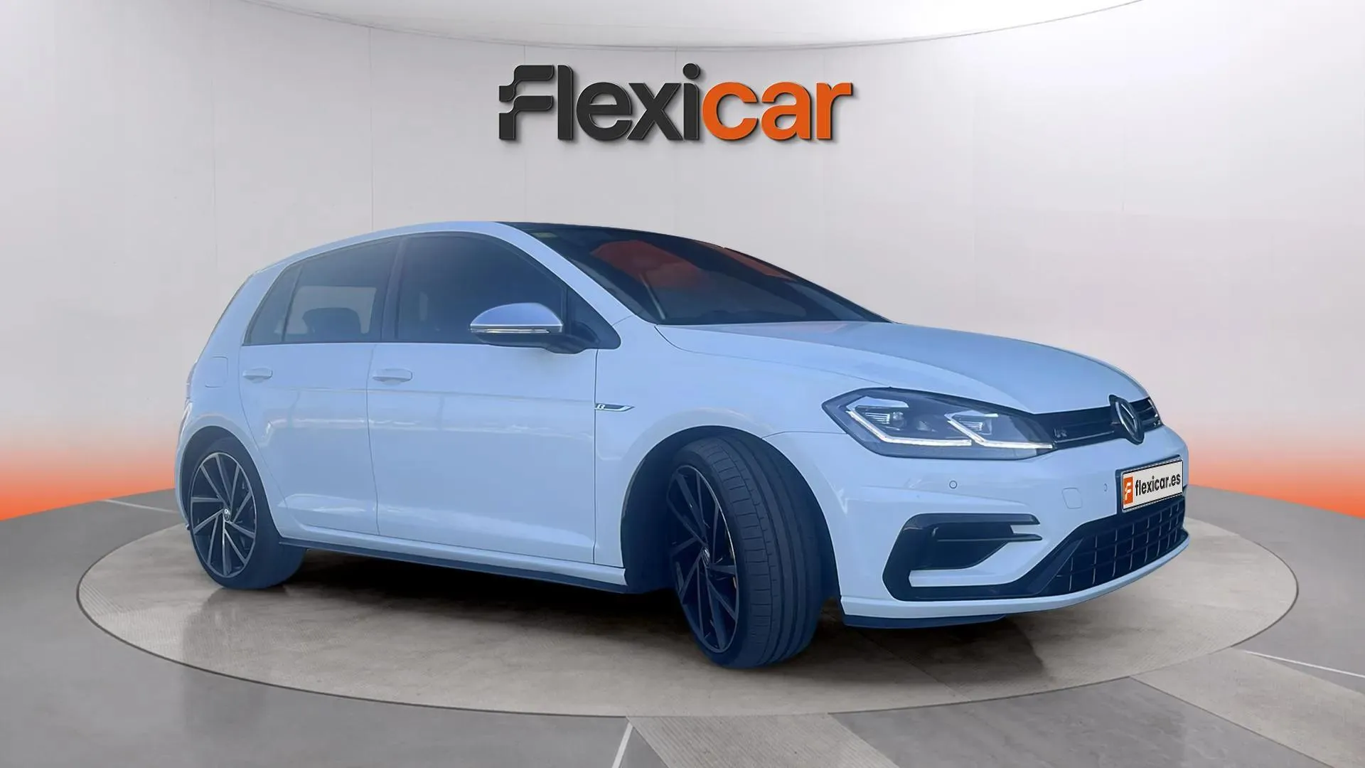 Volkswagen Golf R 2.0 TSI 4Motion DSG