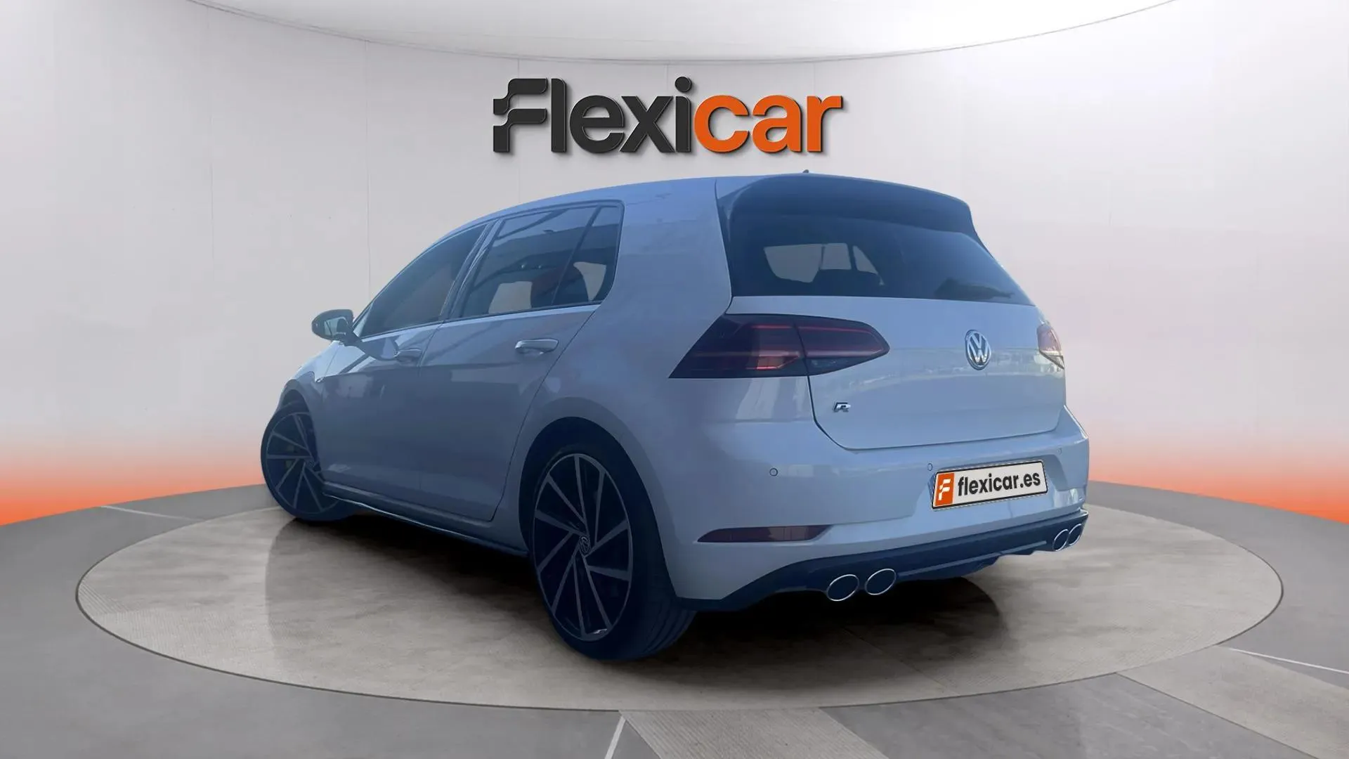 Volkswagen Golf R 2.0 TSI 4Motion DSG - foto 5