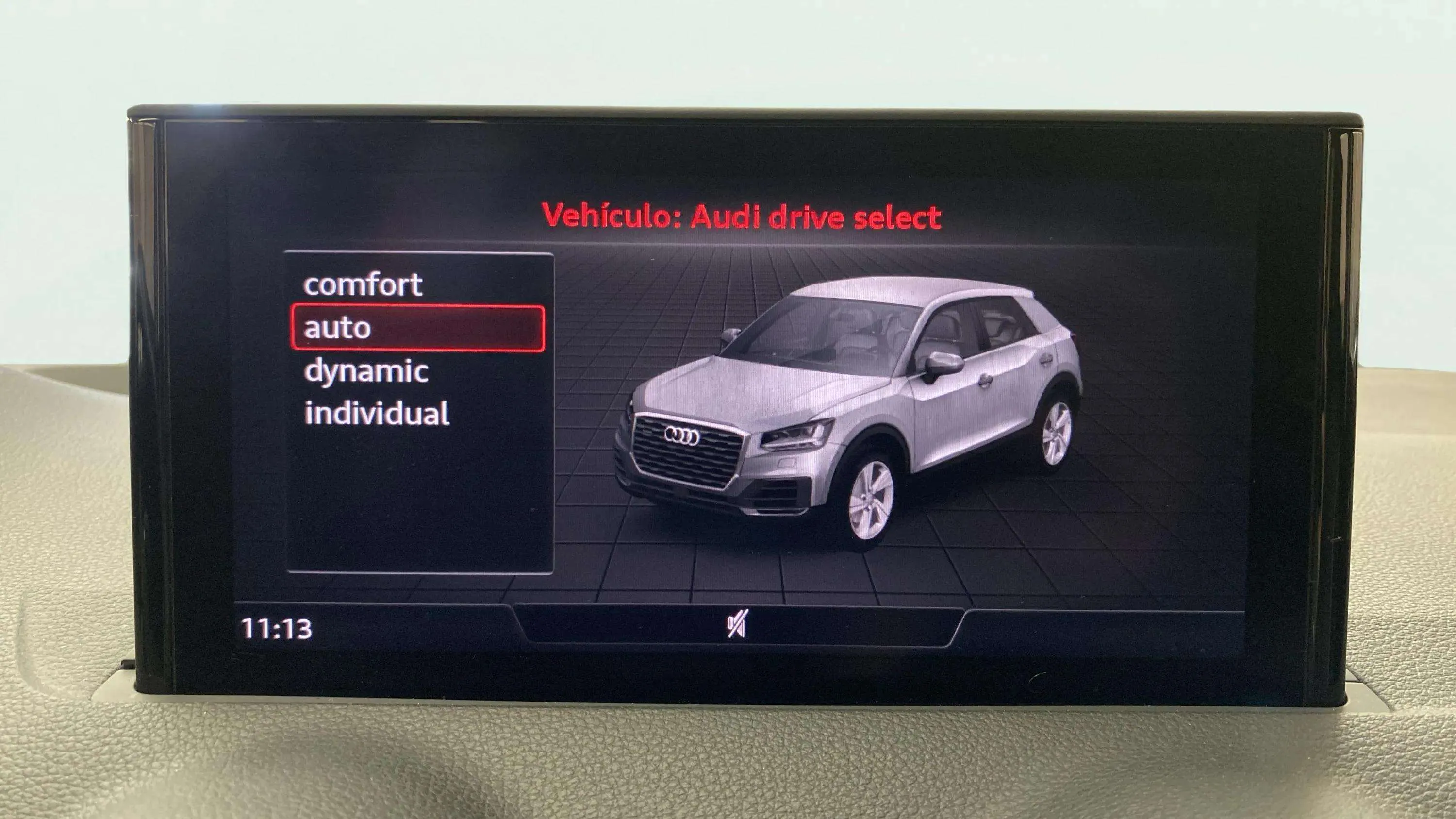 Audi Q2 S line 30 TDI - foto 26