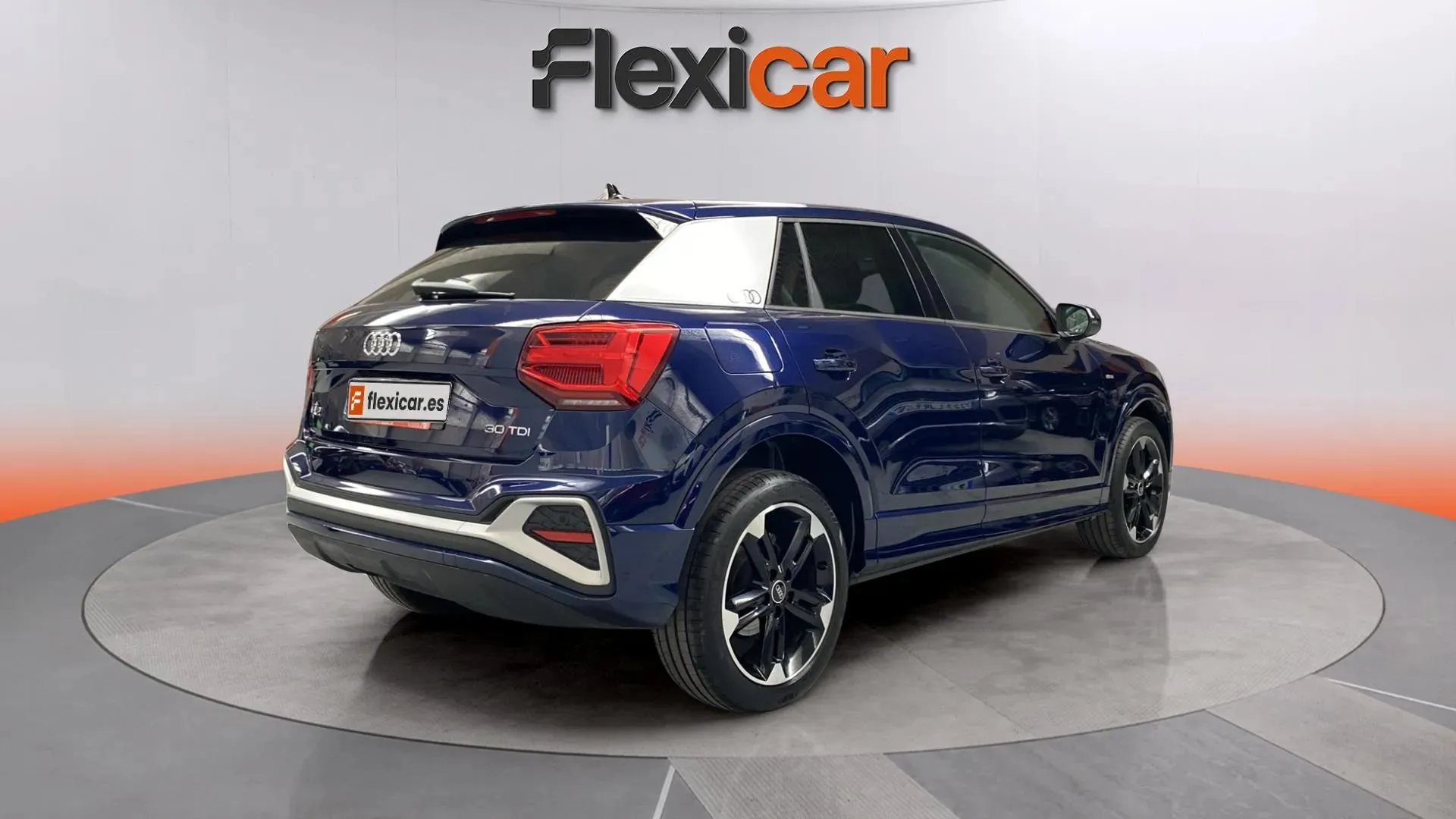 Audi Q2 S line 30 TDI - foto 7