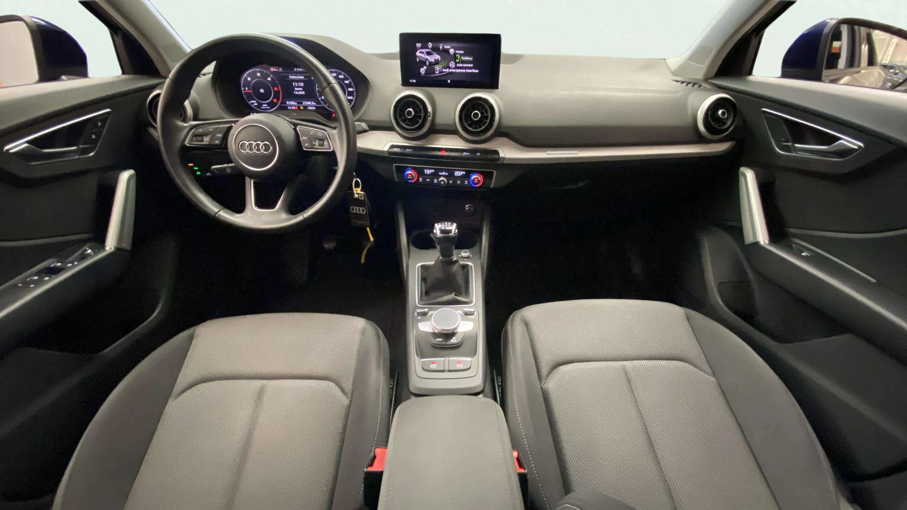 Audi Q2 S line 30 TDI - foto 12