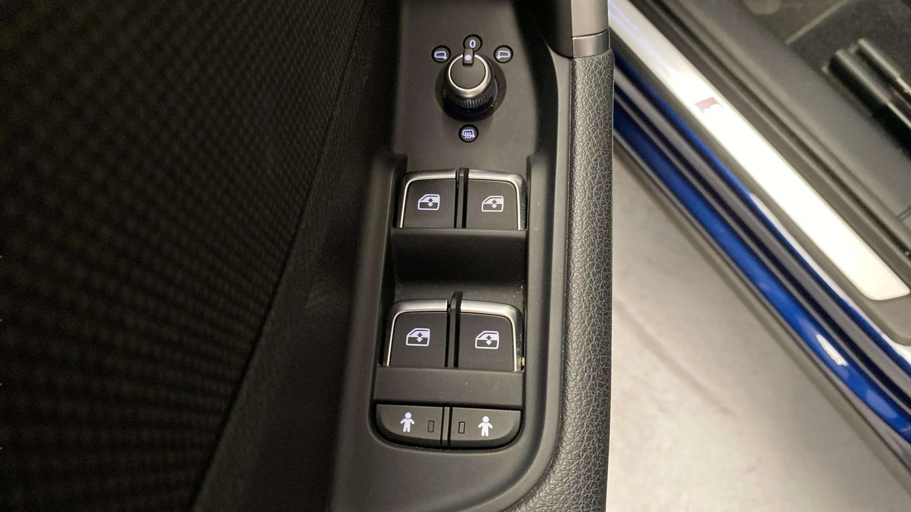 Audi Q2 S line 30 TDI - foto 15