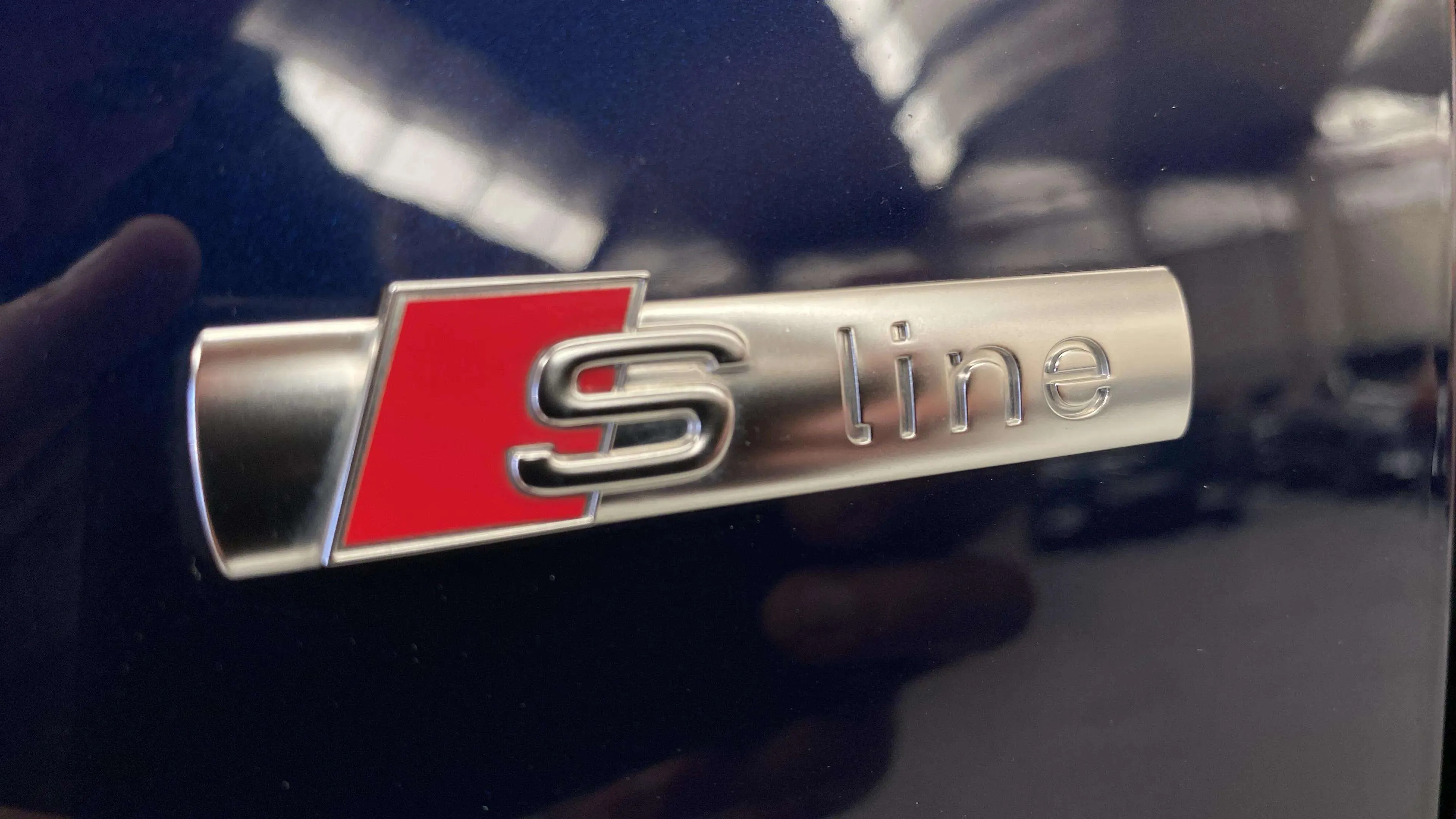 Audi Q2 S line 30 TDI - foto 35