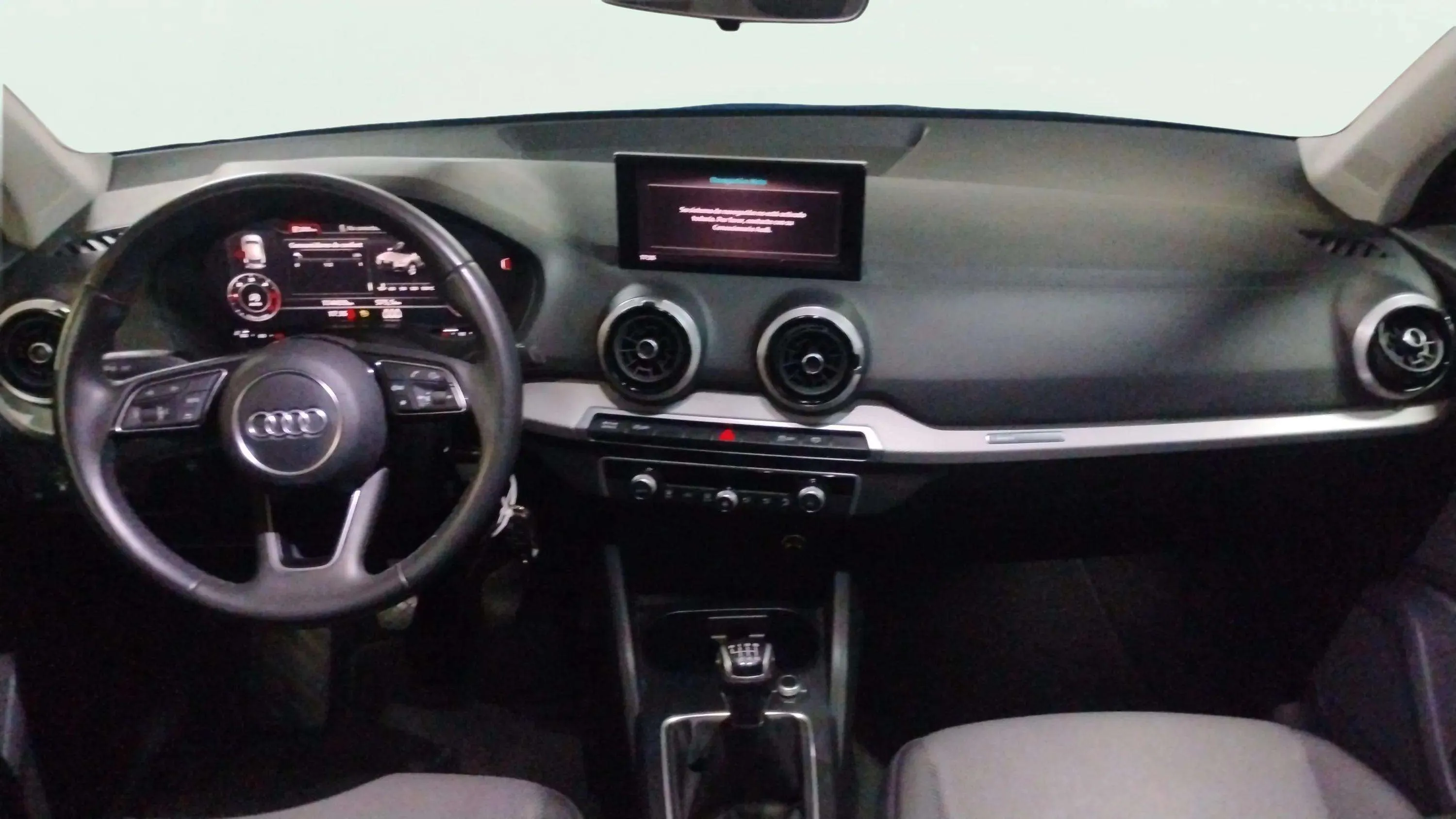 Audi Q2 S line 30 TDI - foto 6