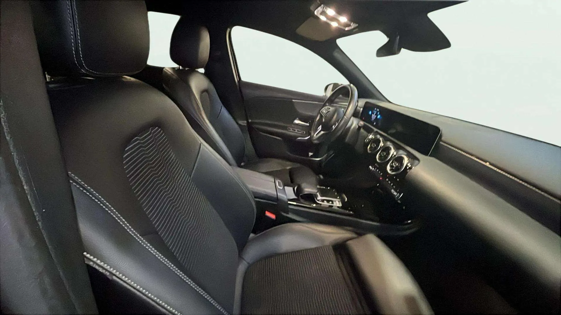 Mercedes-Benz Clase A A 180 d - foto 18