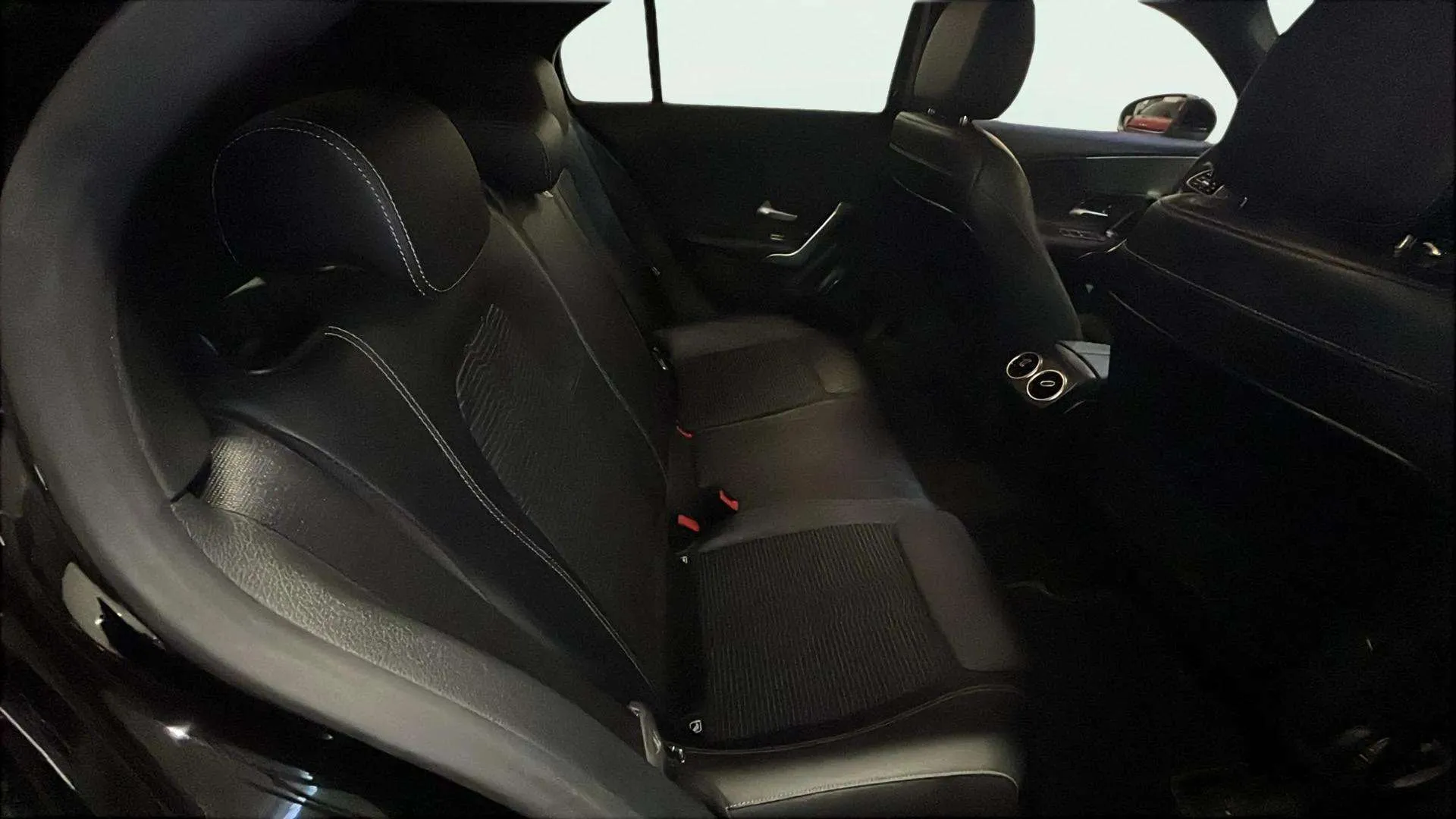Mercedes-Benz Clase A A 180 d - foto 19
