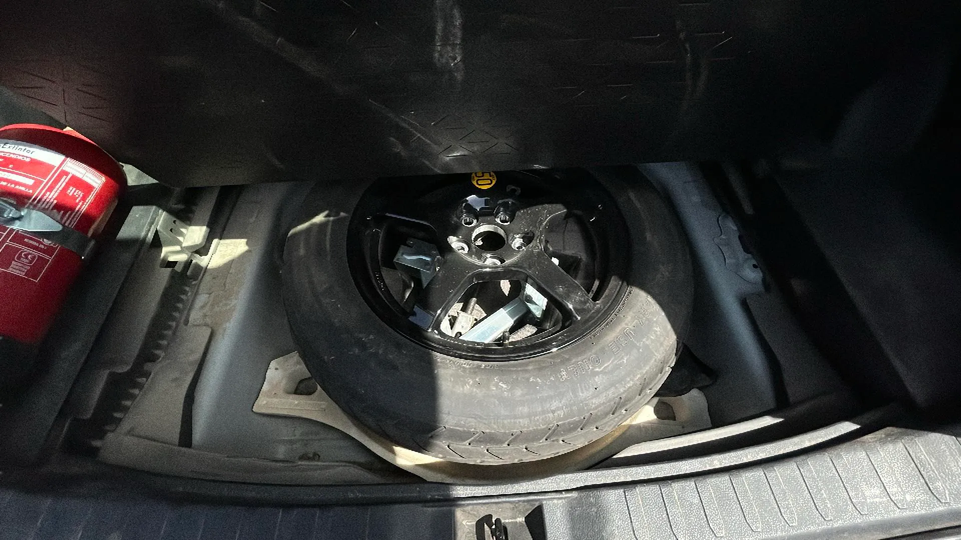 Toyota RAV4 2.5l 220H Business - foto 26