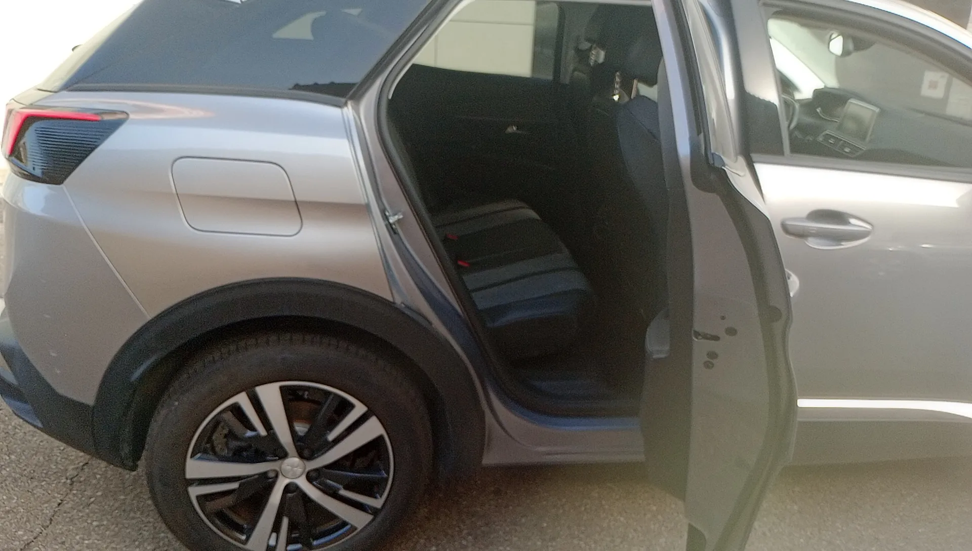 Peugeot 3008 1.2 PureTech Allure - foto 11