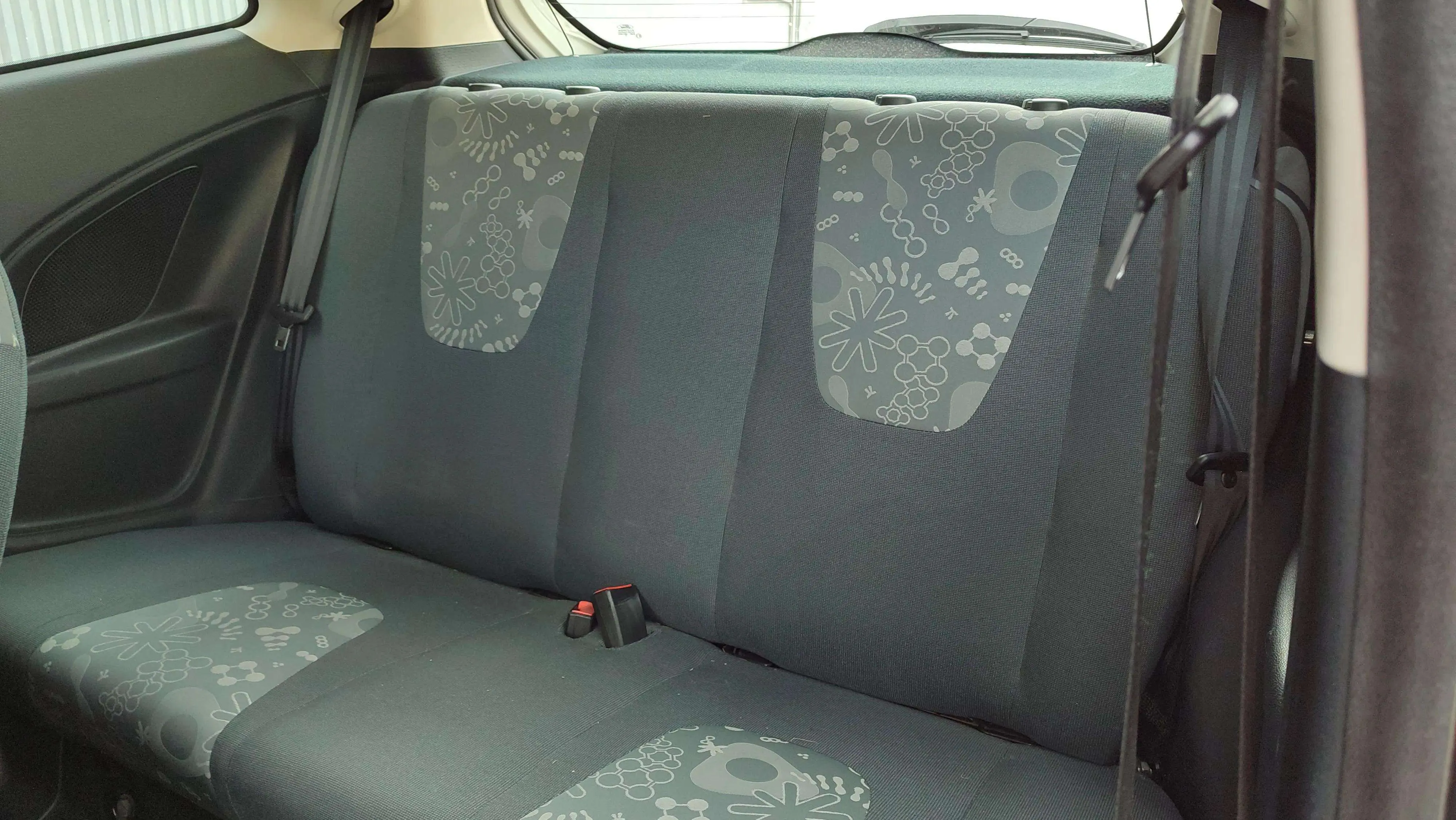 Ford Ka Black White Ed. 1.2 Duratec A.-St.-St. - foto 7