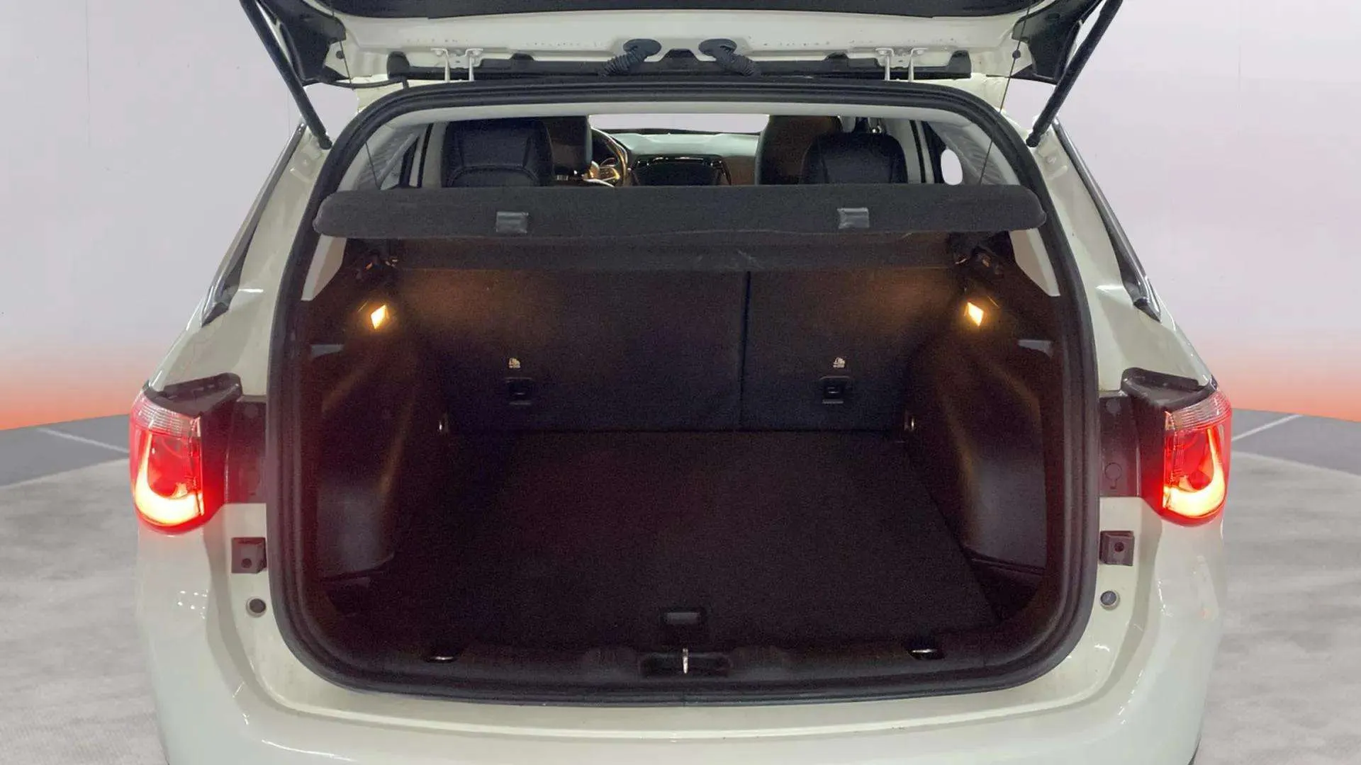 Jeep Compass 1.3 Gse T4 Limited DCT FWD - foto 27