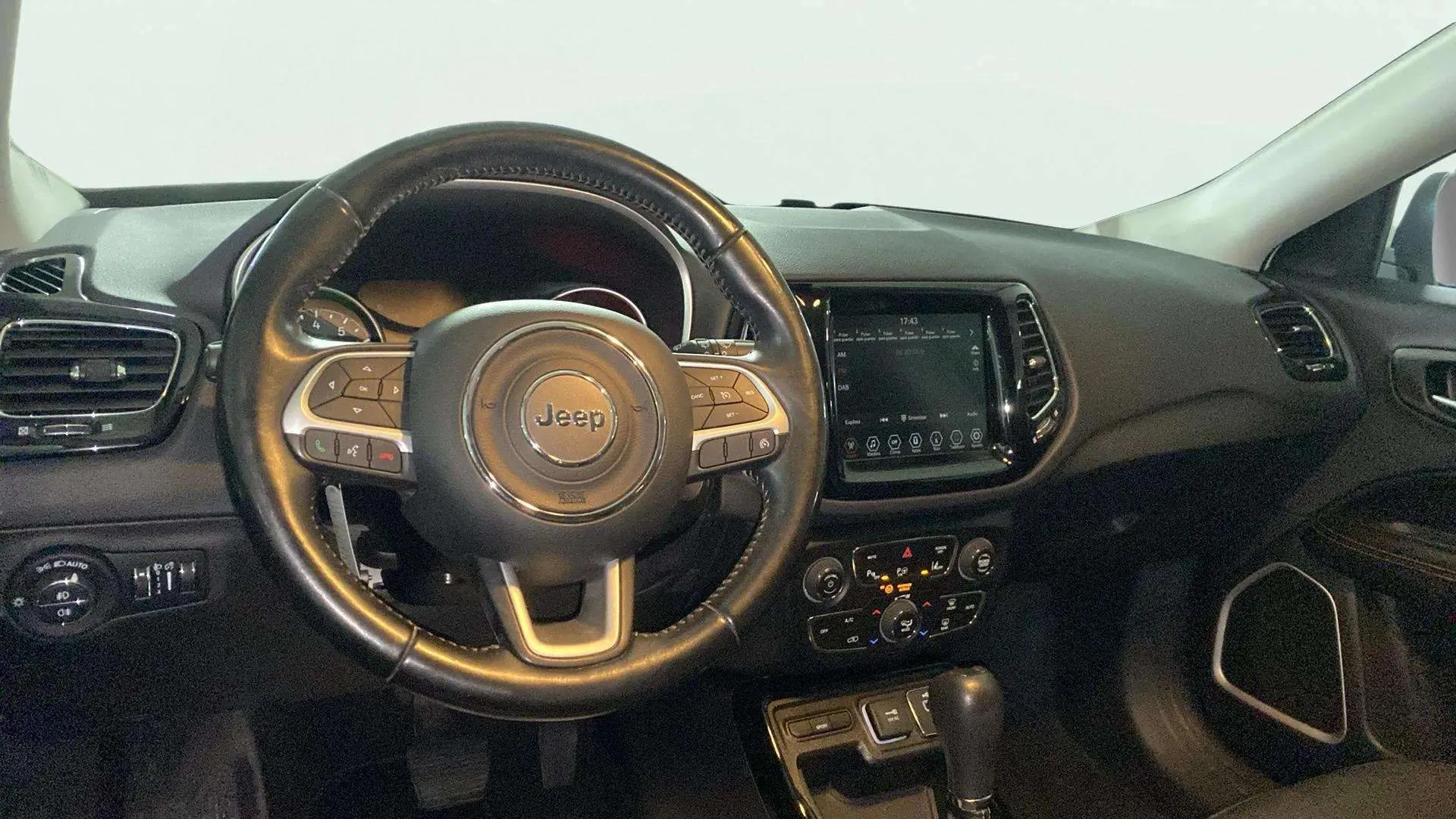 Jeep Compass 1.3 Gse T4 Limited DCT FWD - foto 9