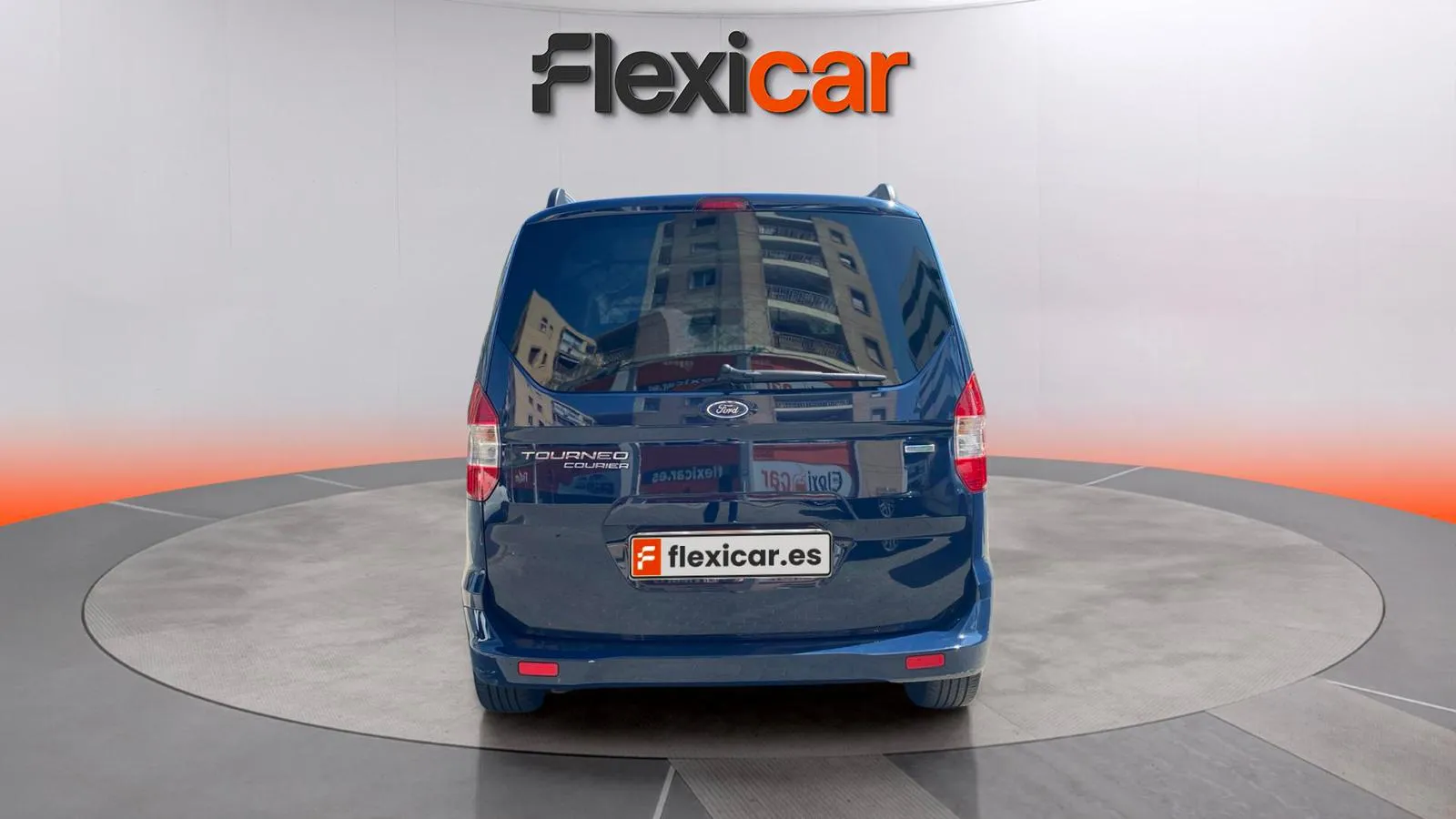 Ford Tourneo Courier 1.0 EcoBoost Titanium - foto 5