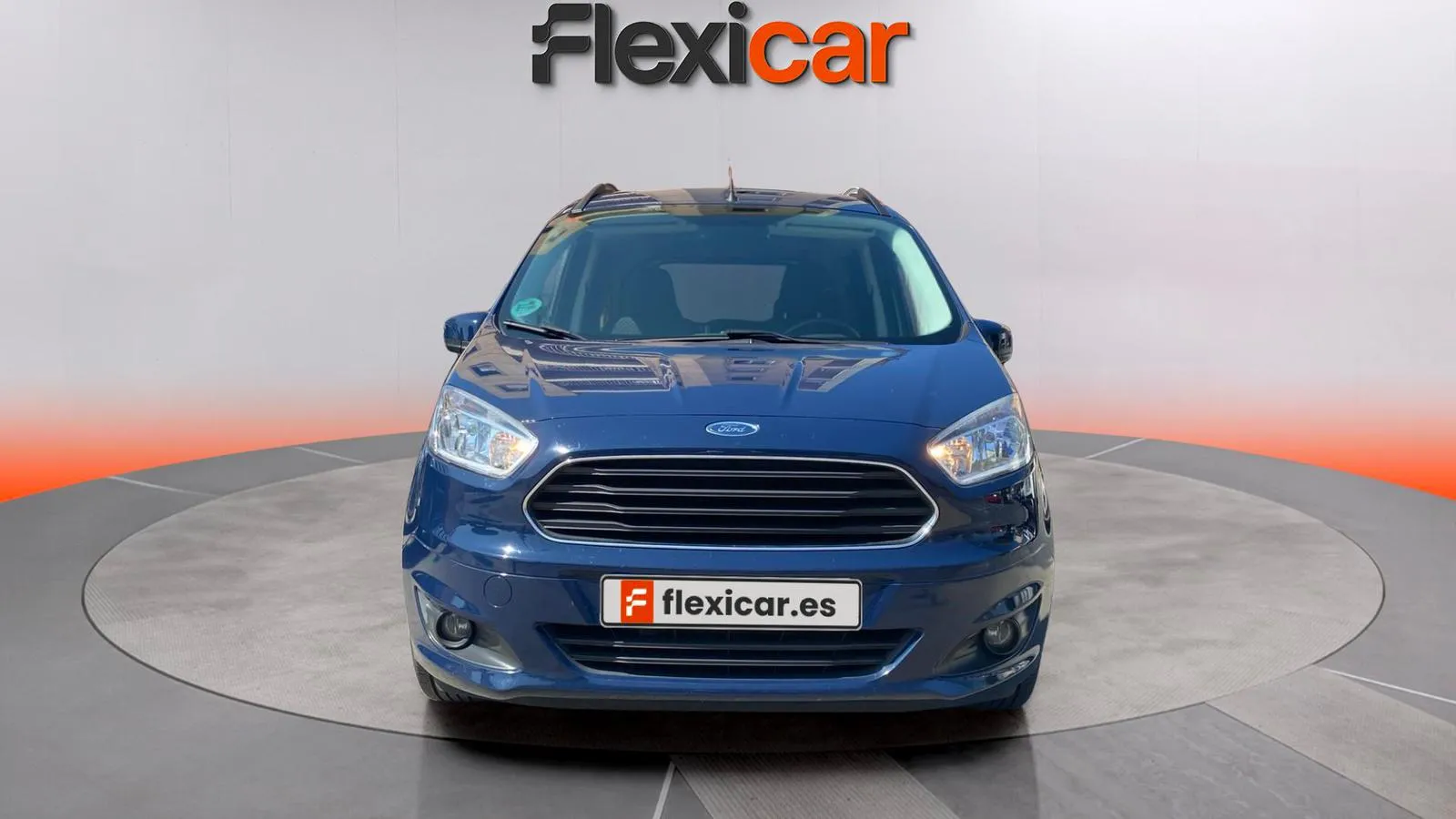 Ford Tourneo Courier 1.0 EcoBoost Titanium - foto 2