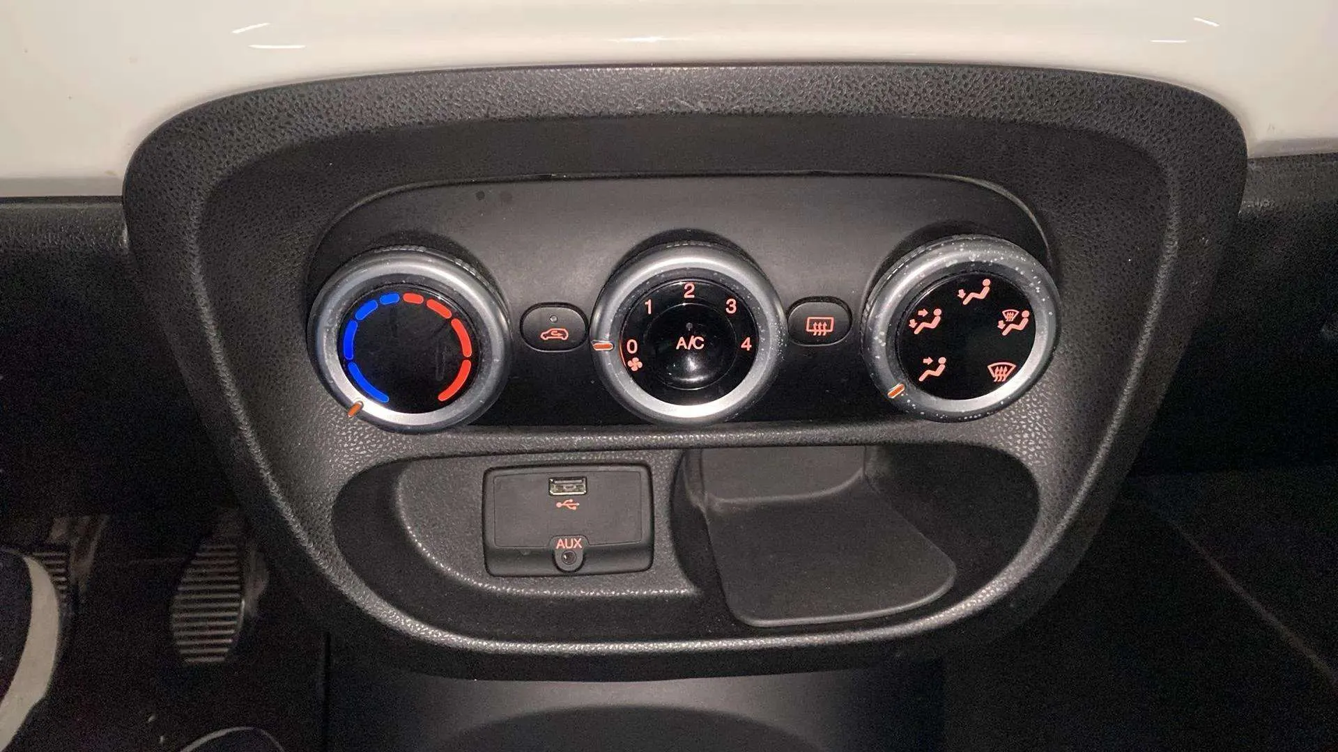 Fiat 500L 1.3 16v MultiJet II Trekking - foto 14