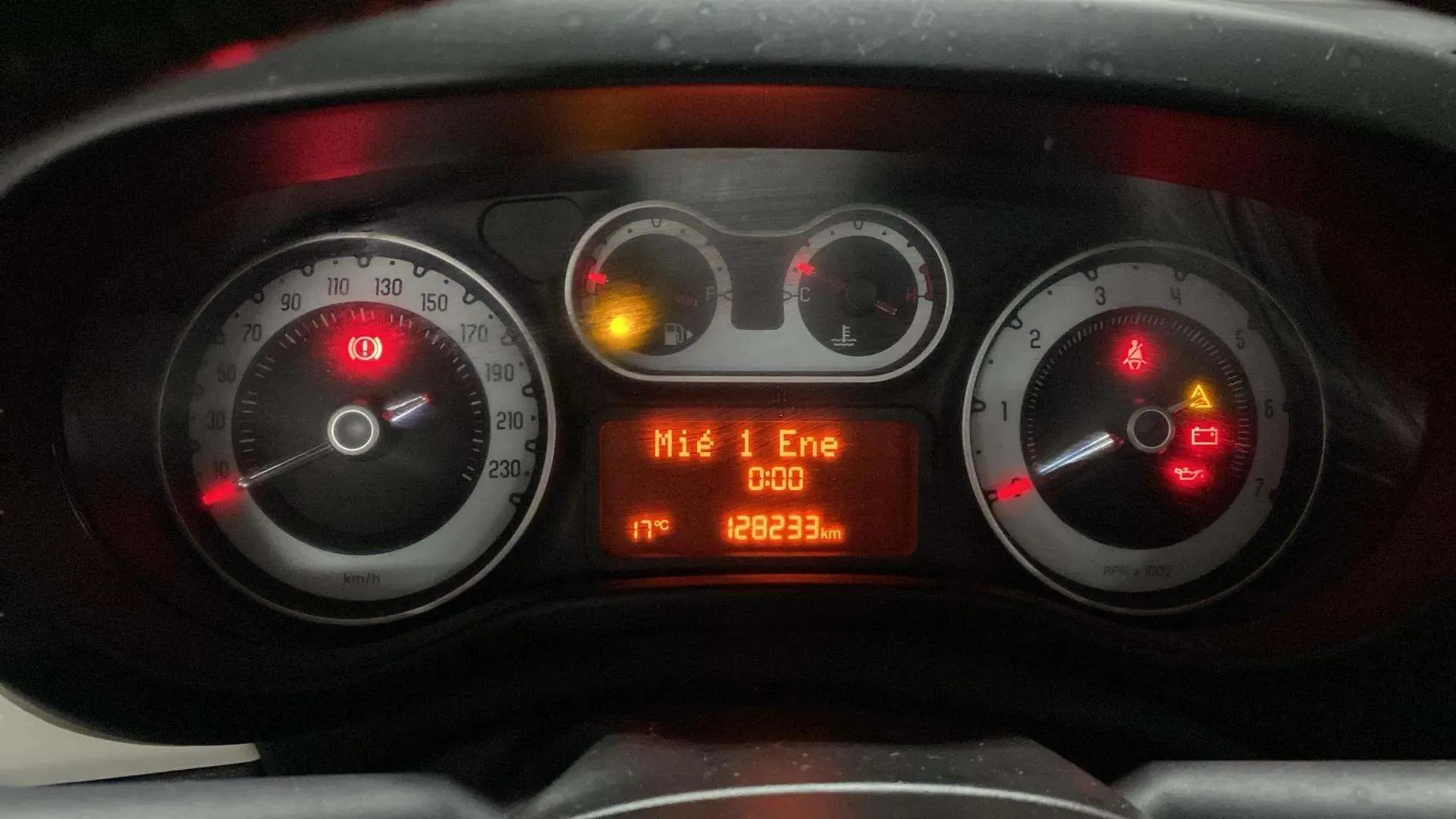 Fiat 500L 1.3 16v MultiJet II Trekking - foto 12