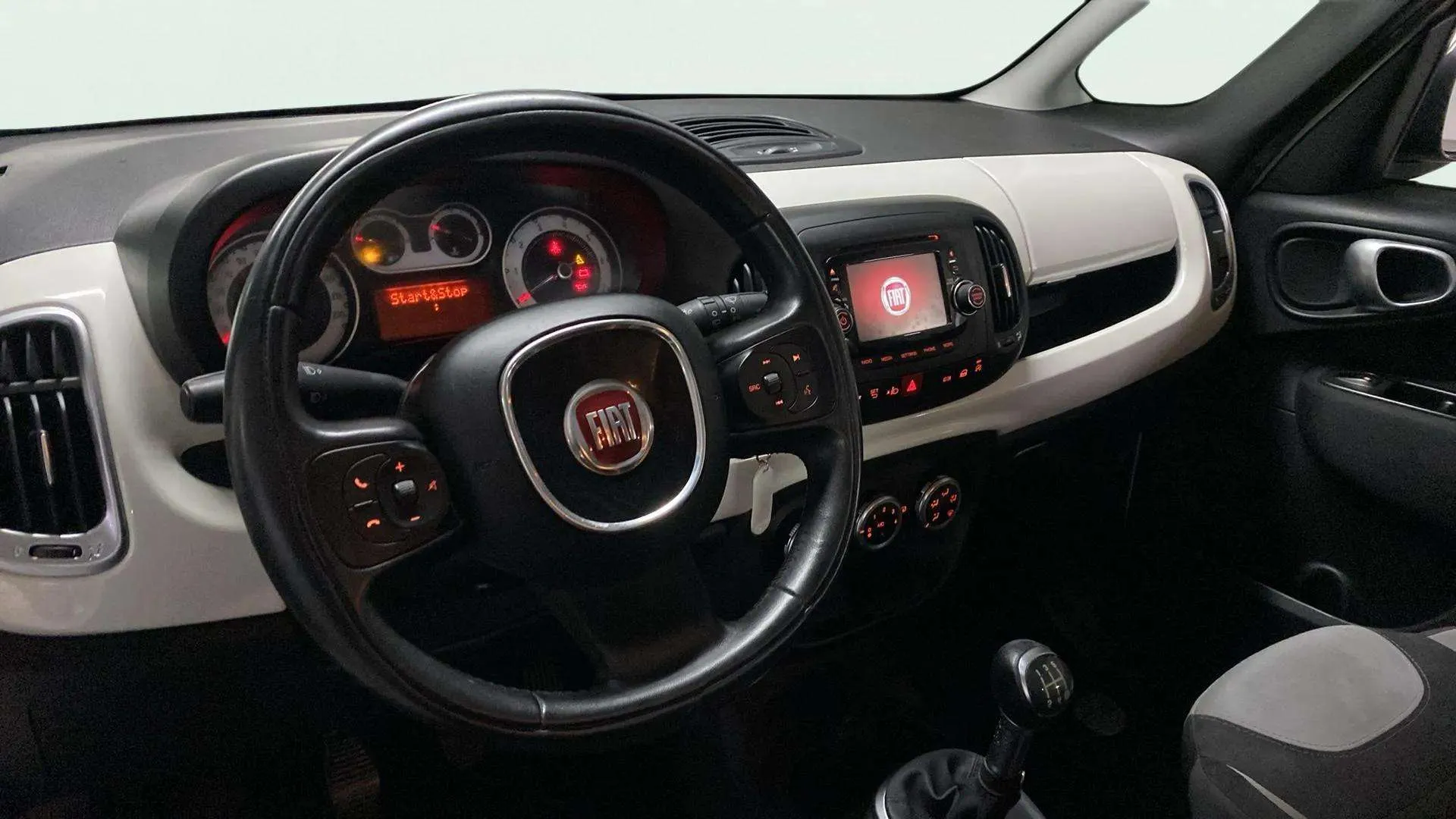 Fiat 500L 1.3 16v MultiJet II Trekking - foto 9