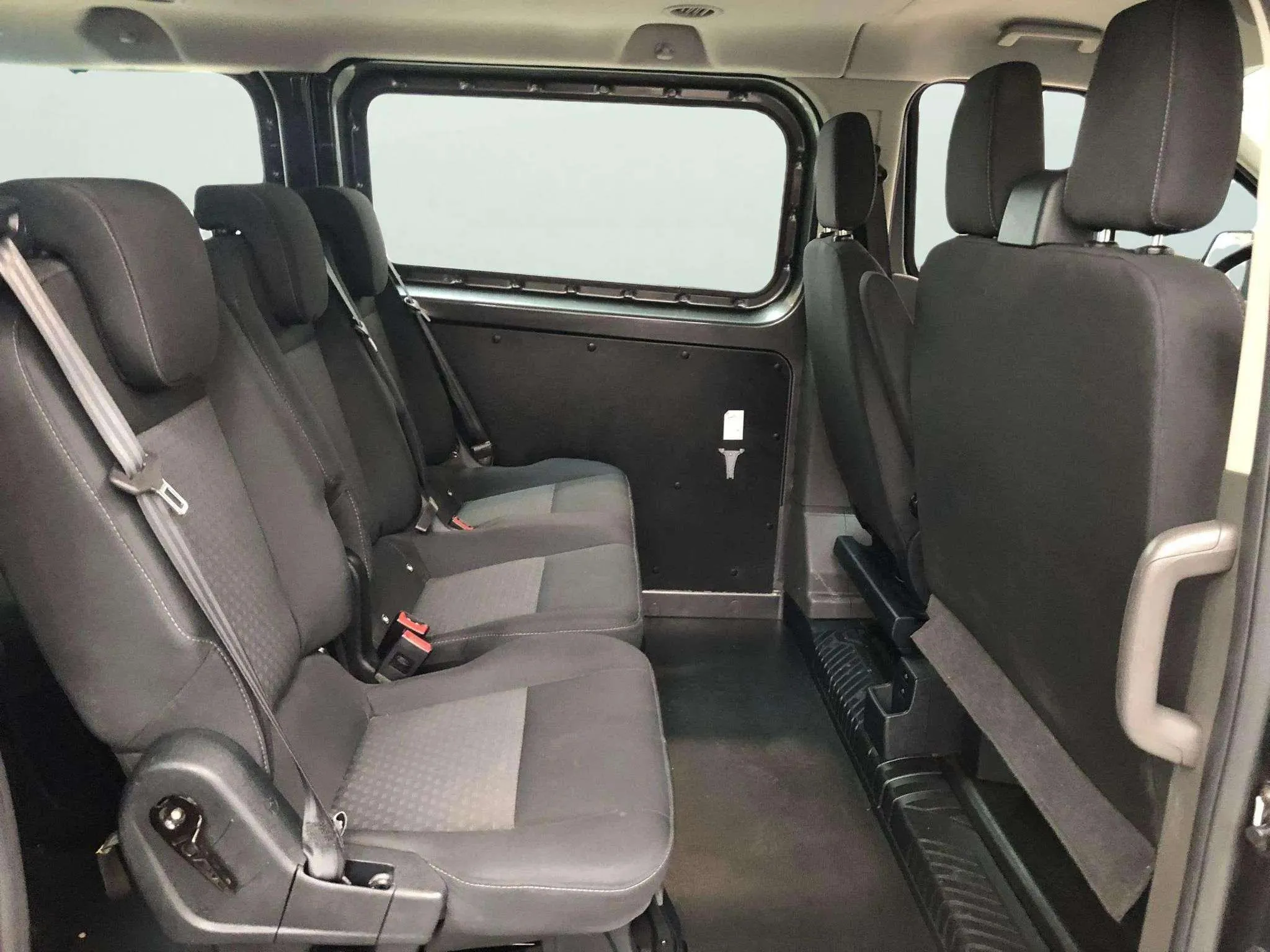 Ford Transit Custom Kombi FT 320 L2 Trend 2.0 Ecobule - foto 17