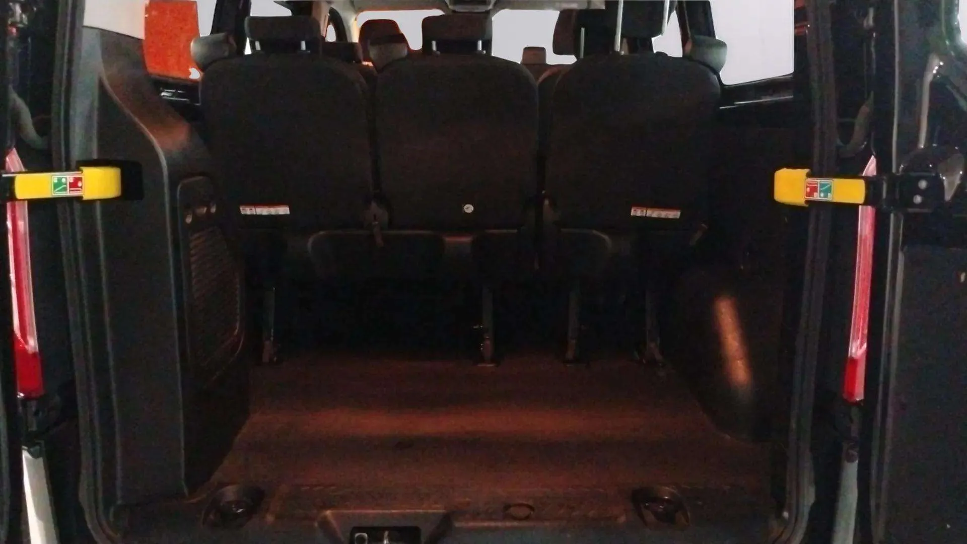 Ford Transit Custom Kombi FT 320 L2 Trend 2.0 Ecobule - foto 21