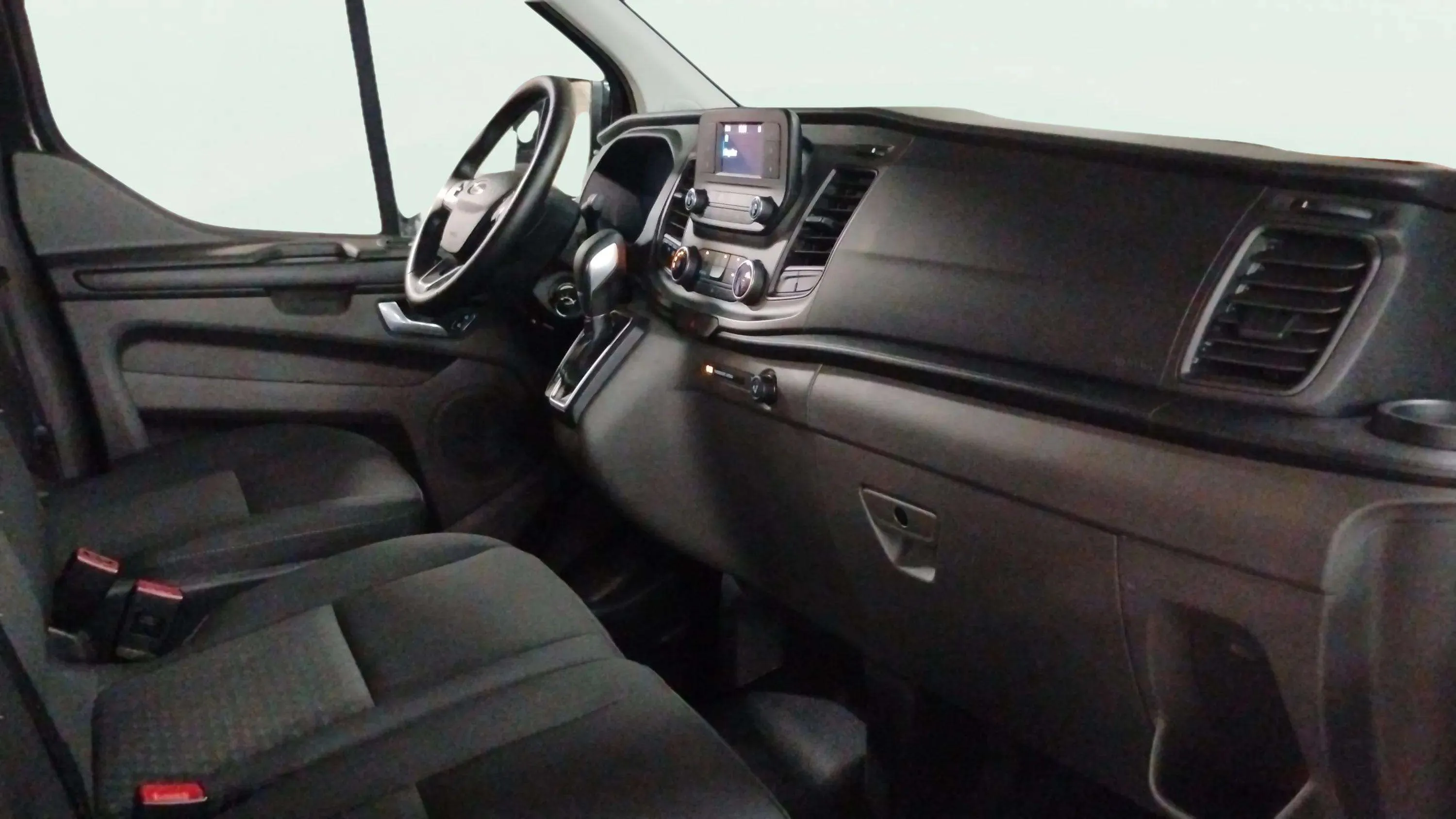 Ford Transit Custom Kombi FT 320 L2 Trend 2.0 Ecobule - foto 11