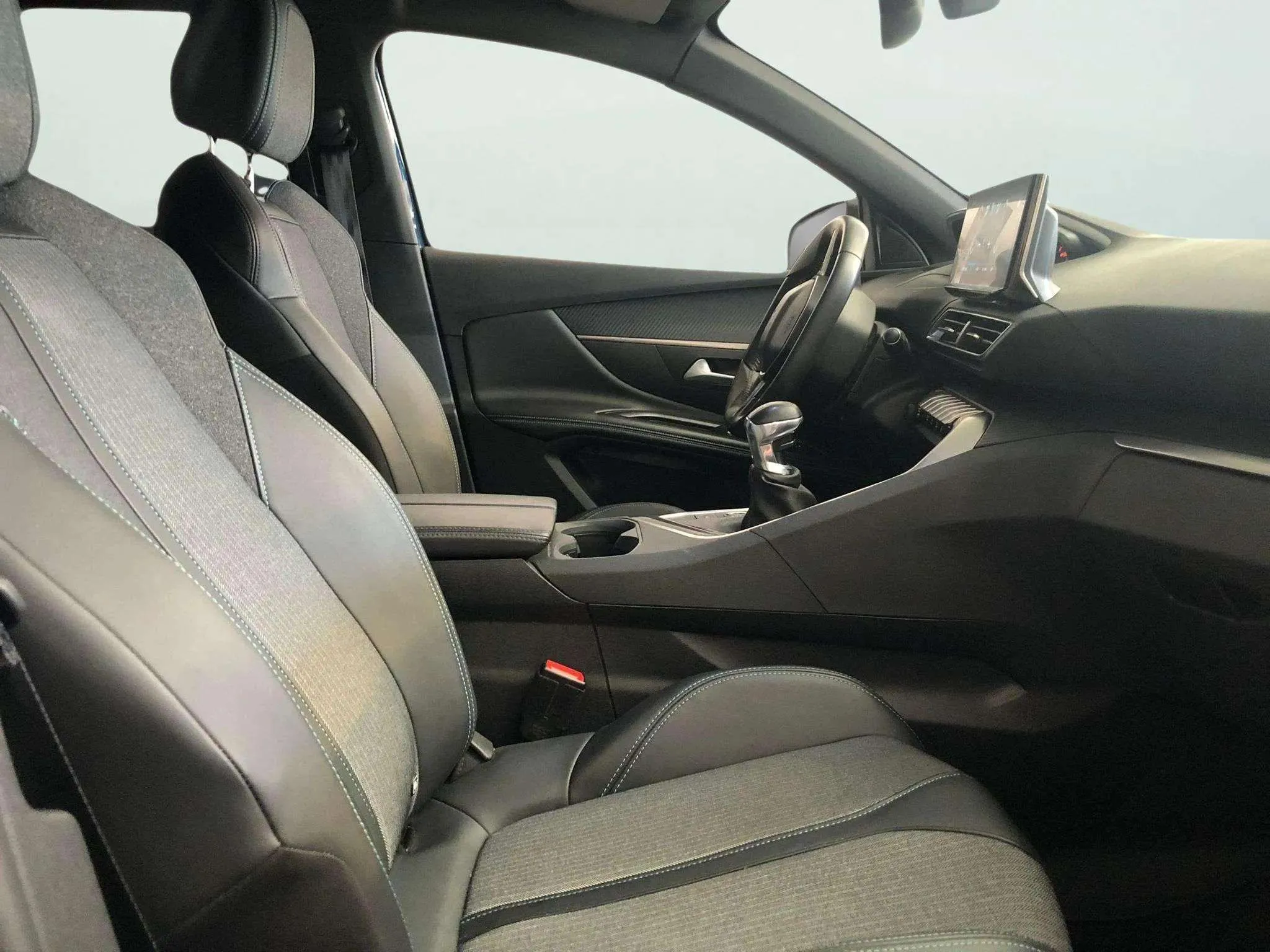 Peugeot 3008 1.2 PureTech Allure Pack - foto 9