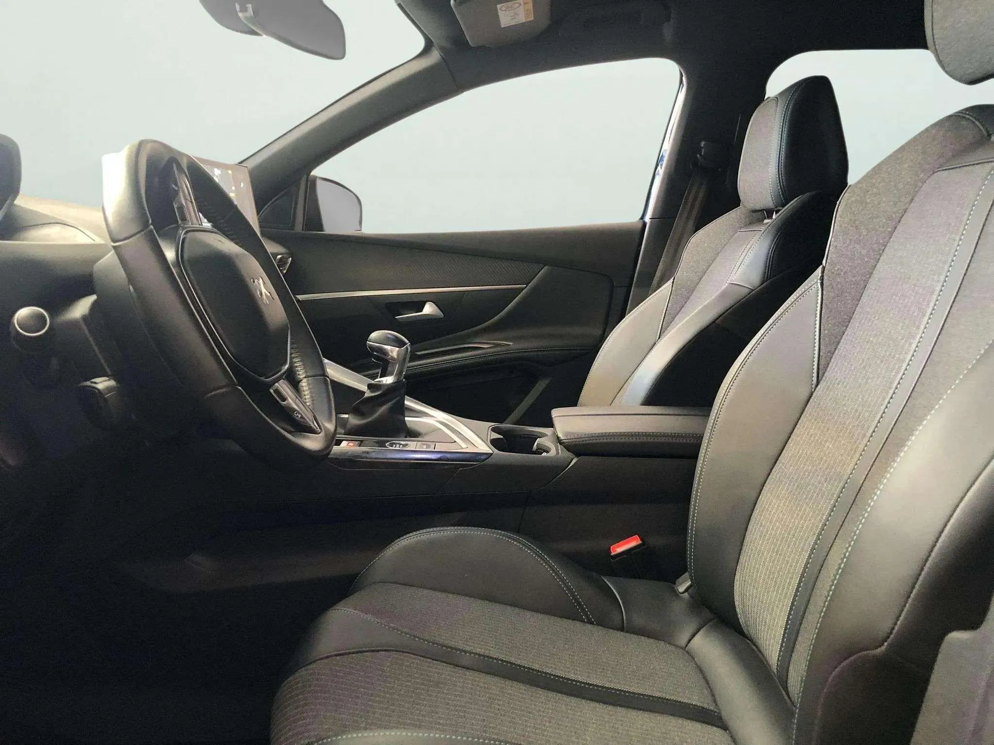 Peugeot 3008 1.2 PureTech Allure Pack - foto 6