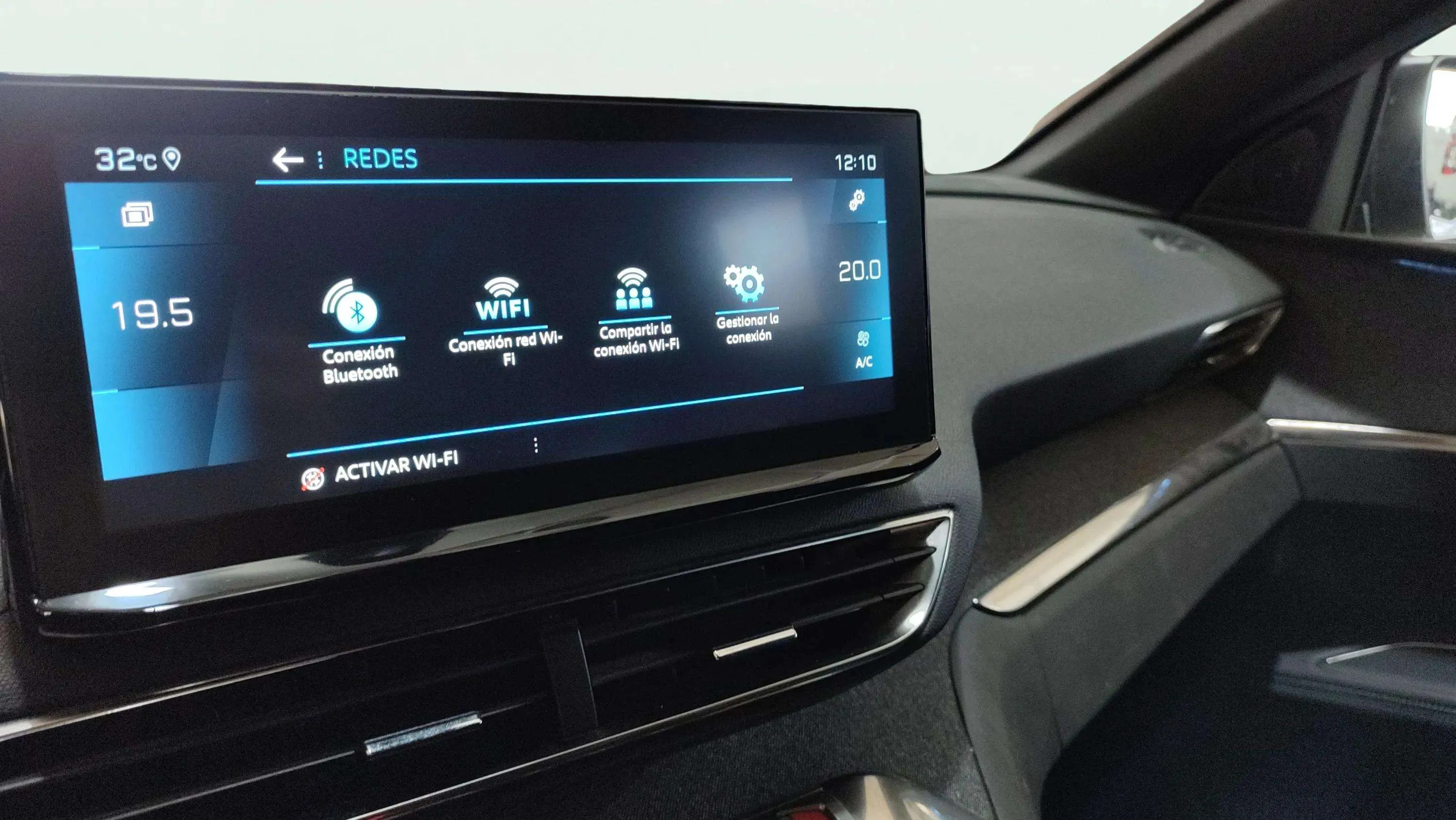 Peugeot 3008 1.2 PureTech Allure Pack - foto 12
